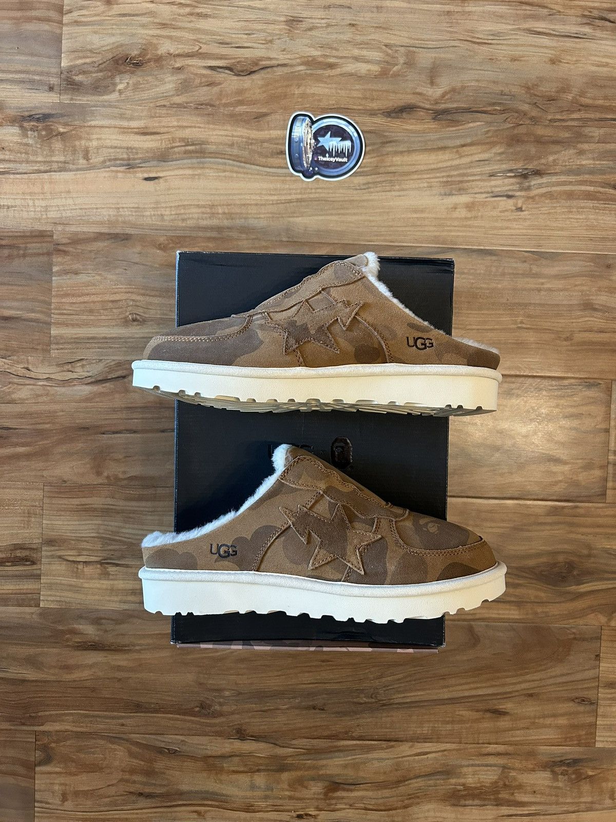 Bape × Ugg NEW Bape x Uggs Tasmans Clogs Size US 8 / EU 41 - 2 Thumbnail