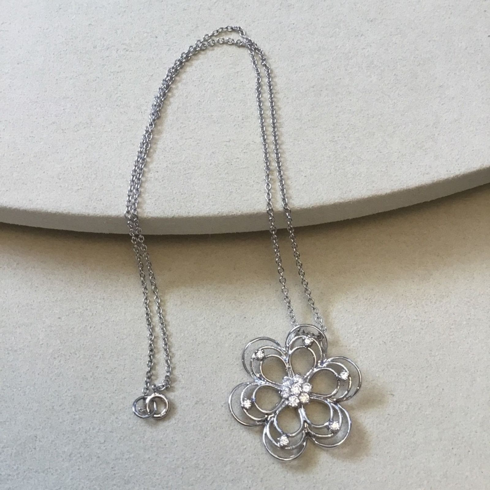 Other Sterling Silver Six-Petal Crystal Flower Necklace Size ONE SIZE - 6 Thumbnail