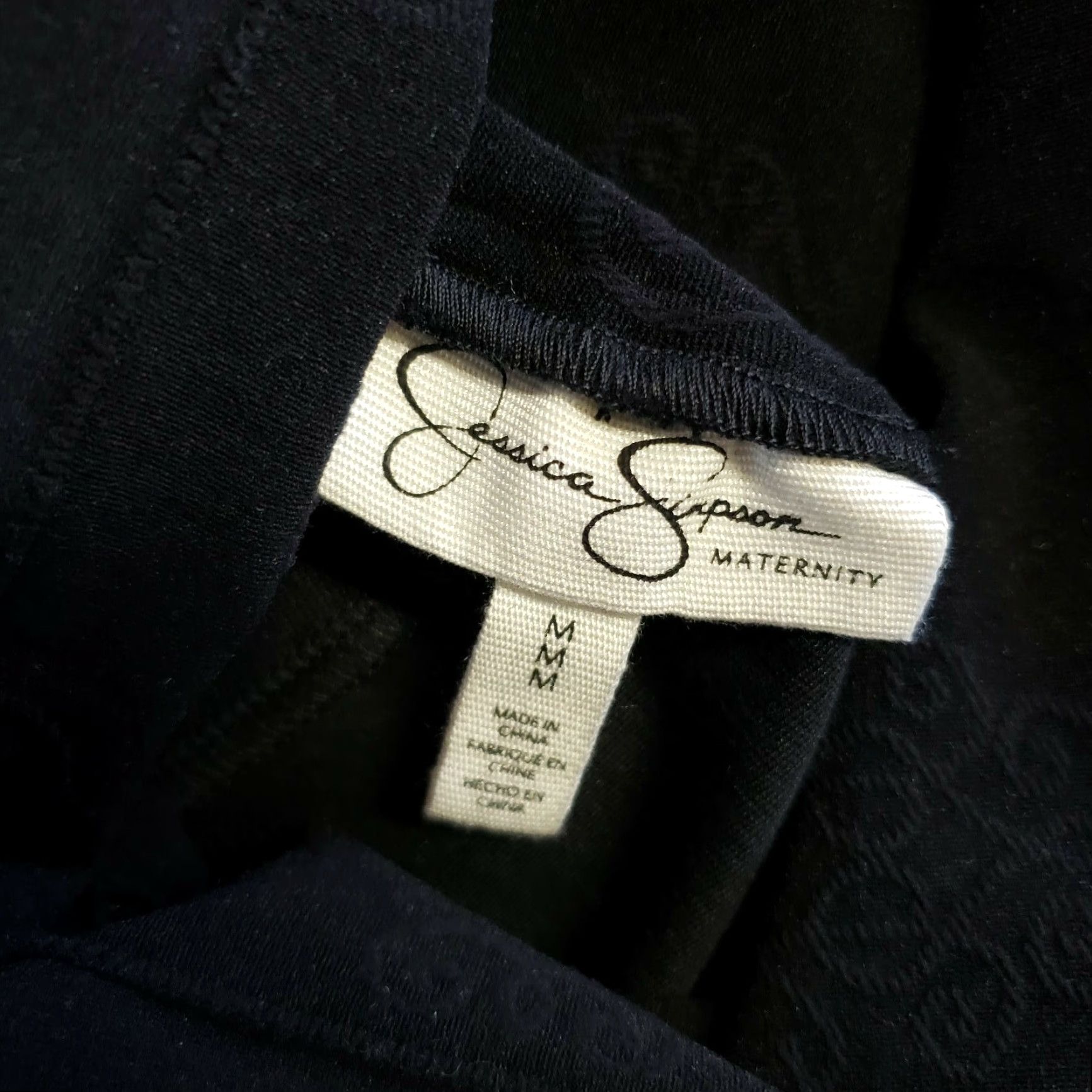 Jessica Simpson VINTAGE Jessica Simpson Secret Fit Belly Faux Leather Front Maternity Pants Size Medium Black Womens Pants Maternity Medium Ready-to-Wear Size 32" / US 10 / IT 46 - 4 Thumbnail