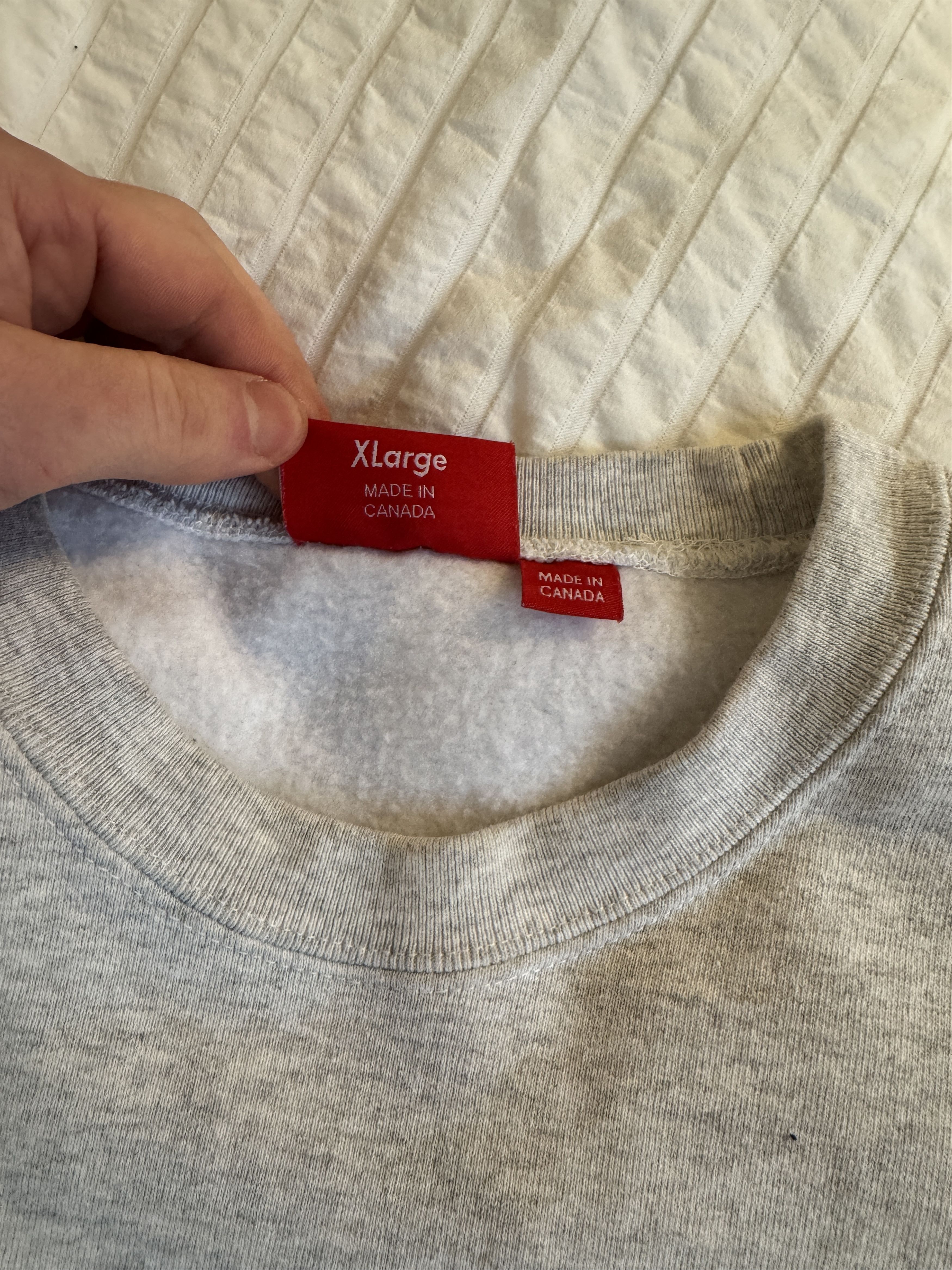 Supreme Supreme Small Box Logo Crewneck in Ash Gray size XL Size US XL / EU 56 / 4 - 7 Thumbnail