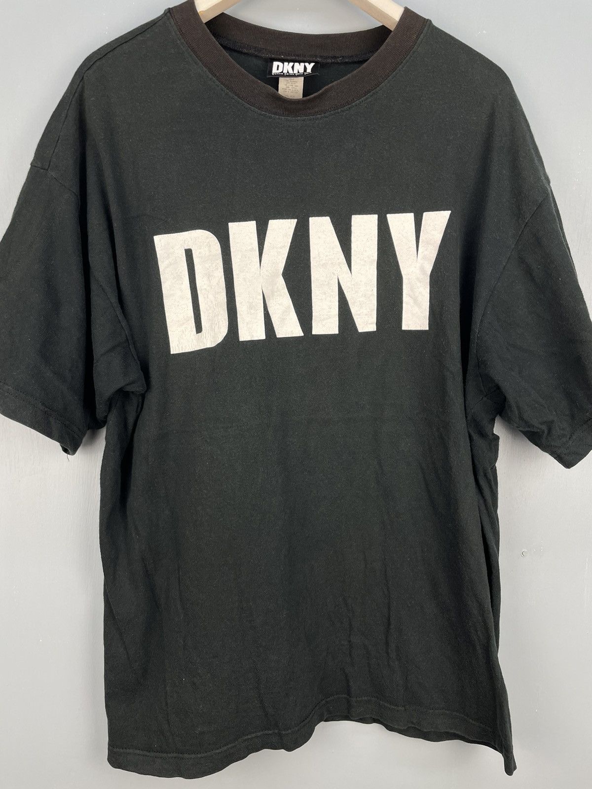 DKNY × Vintage Vintage DKNY big logo t shirt Size US L / EU 52-54 / 3 - 3 Thumbnail