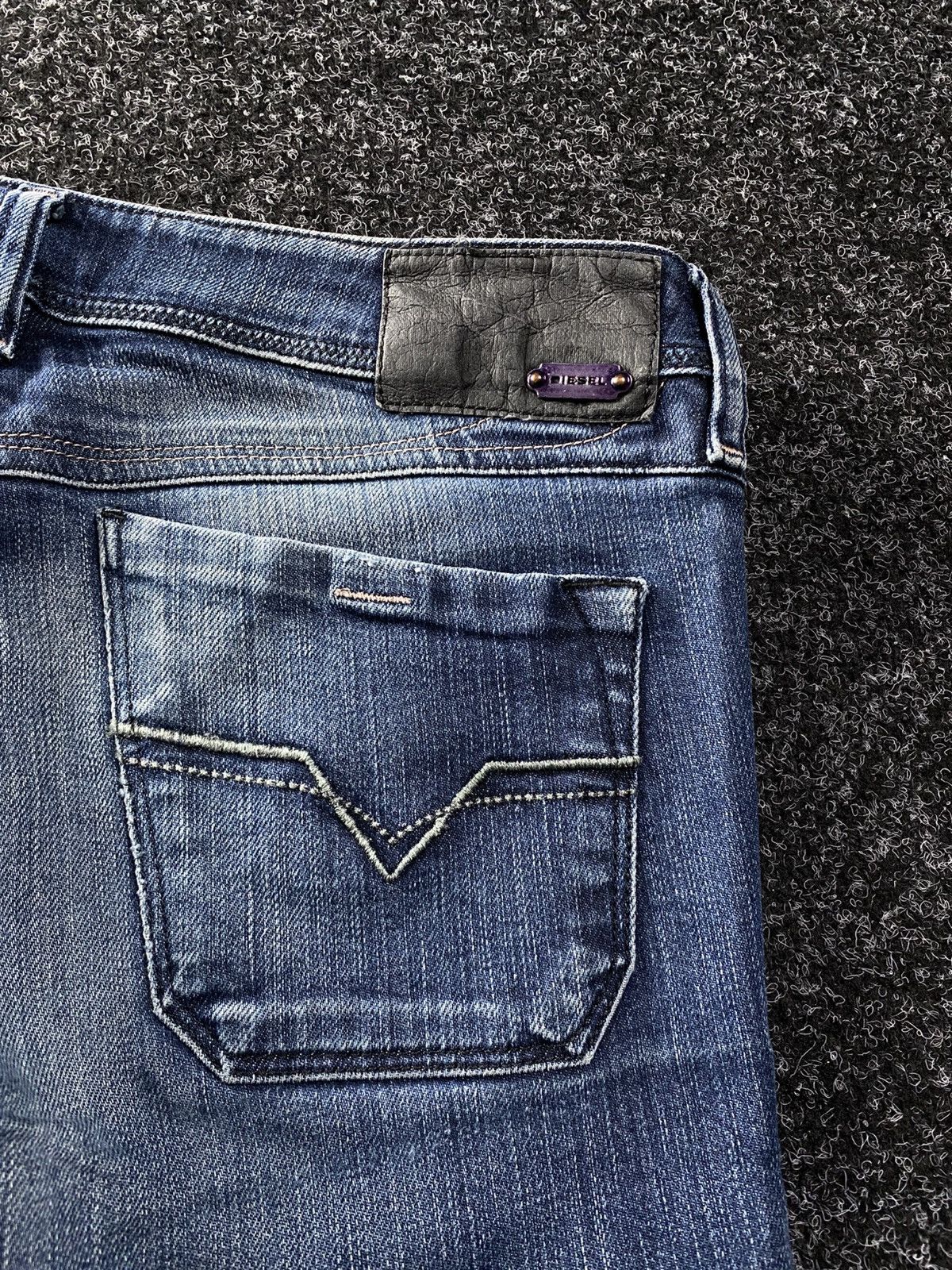 Diesel × If Six Was Nine × Vintage Vintage Y2K Diesel Industry Jeans baggy denim pants Size 26" / US 2 / IT 38 - 16 Thumbnail