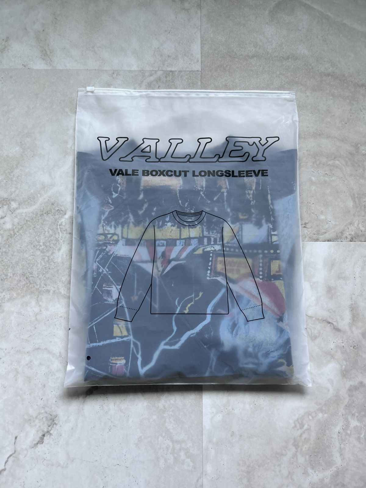 Vale Vale Festival Carnival Longsleeve Tee Black Blue Size L Size US L / EU 52-54 / 3 - 14 Thumbnail