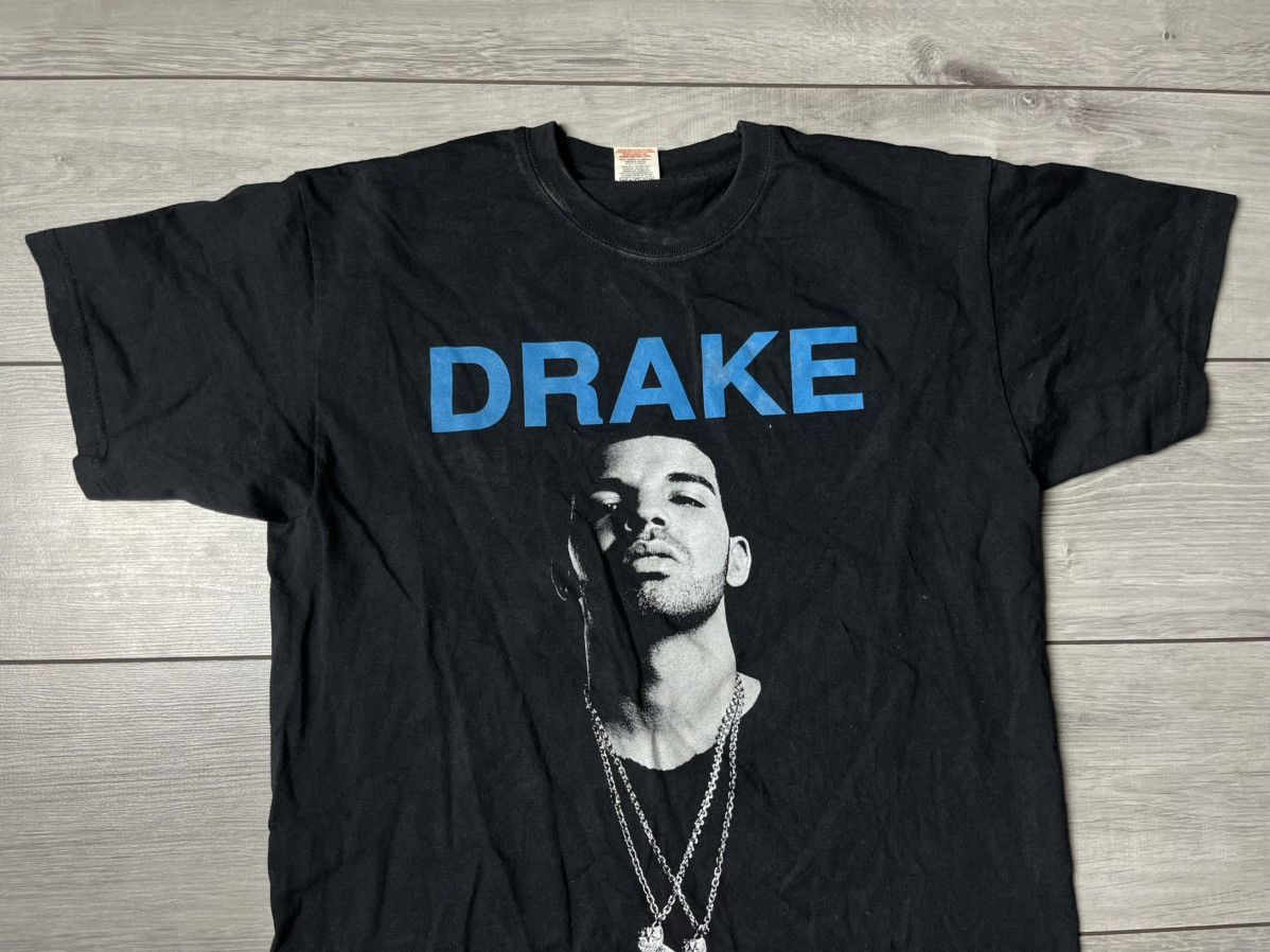 Drake × Rap Tees Drake World Tour Tshirt Like a tour? Size US L / EU 52-54 / 3 - 3 Thumbnail