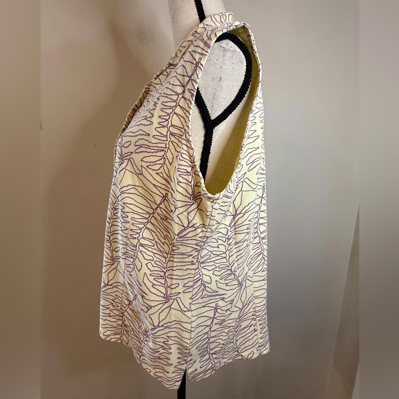 Ashworth Ashworth yellow button up tank purple leaf embroidery SZ LG Size L / US 10 / IT 46 - 3 Thumbnail