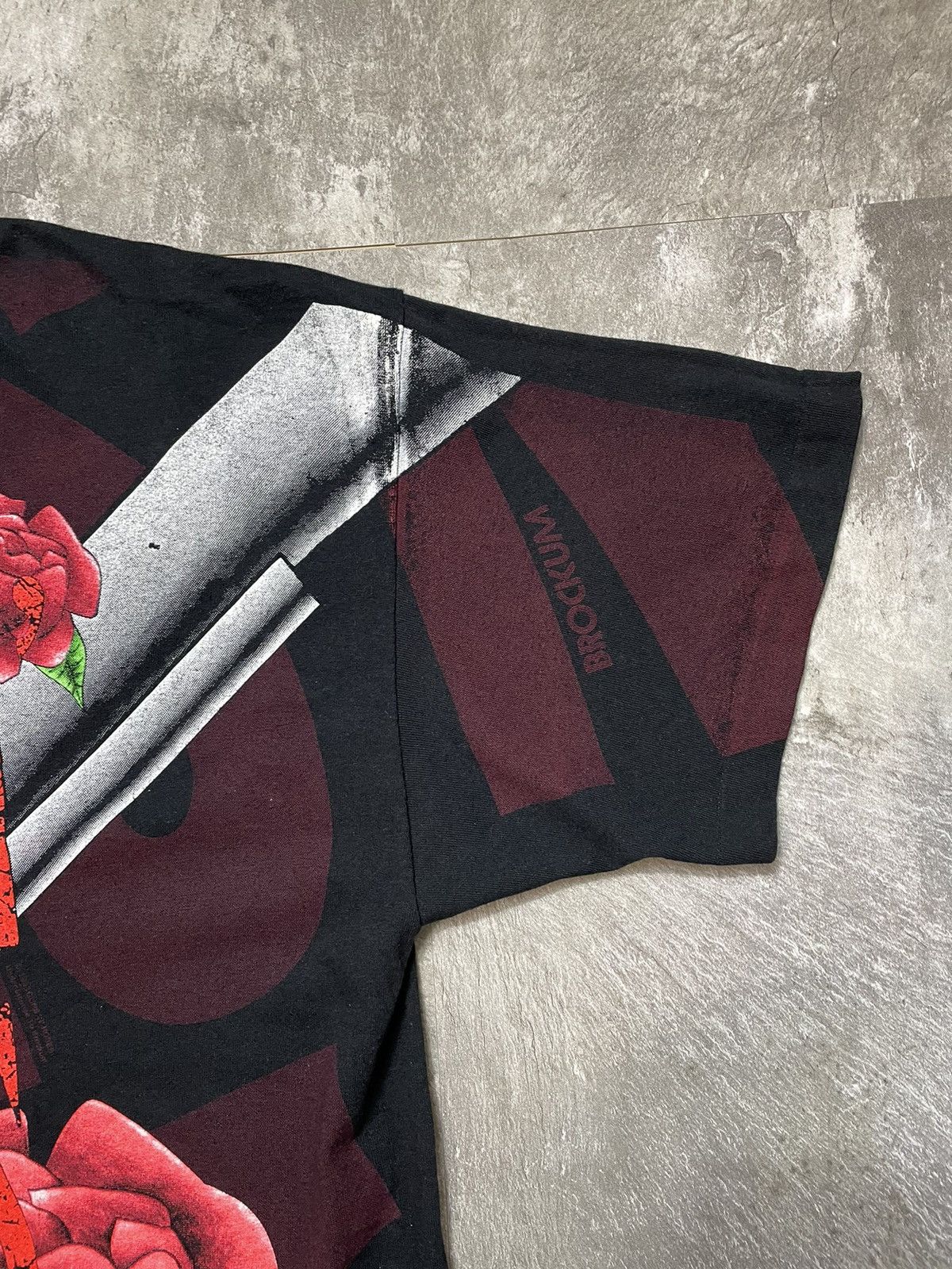 Guns N' Roses 🚨Vintage 1993 Guns n Roses Alloverprint Band Tee Graphic Size US XL / EU 56 / 4 - 6 Thumbnail