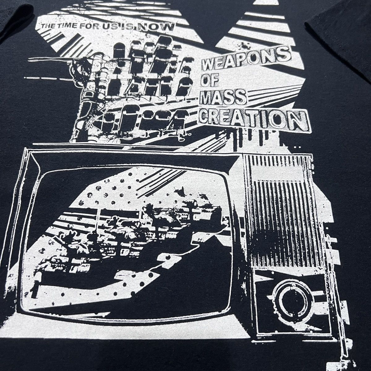Band Tees Weapons of Mass Creation WOMC TEE XL SOUL HIPHOP FUNK Size US XL / EU 56 / 4 - 3 Thumbnail