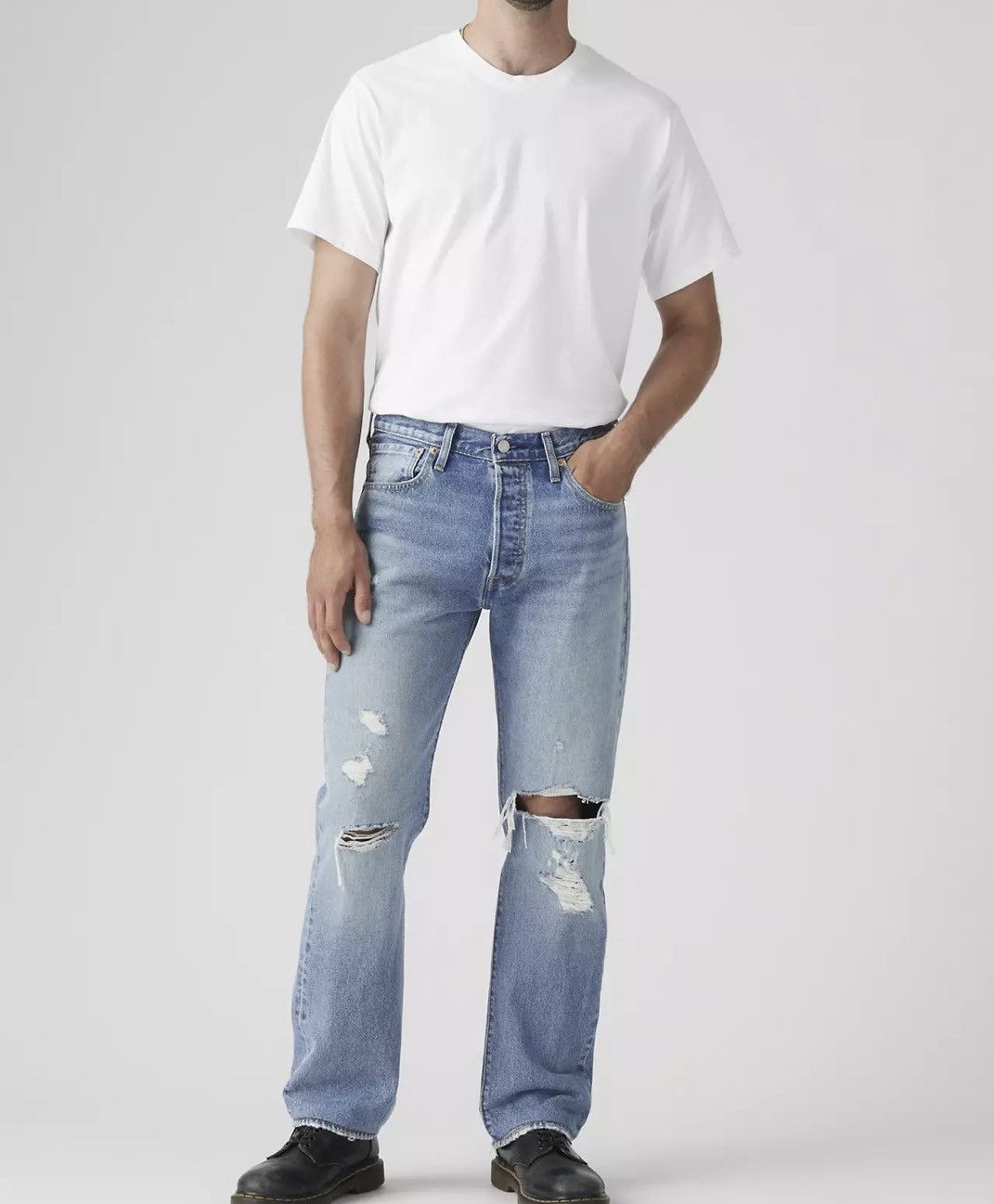 Levi's Levi’s Men's 514 Straight Fit Ripped Jeans Size US 33 - 2 Thumbnail