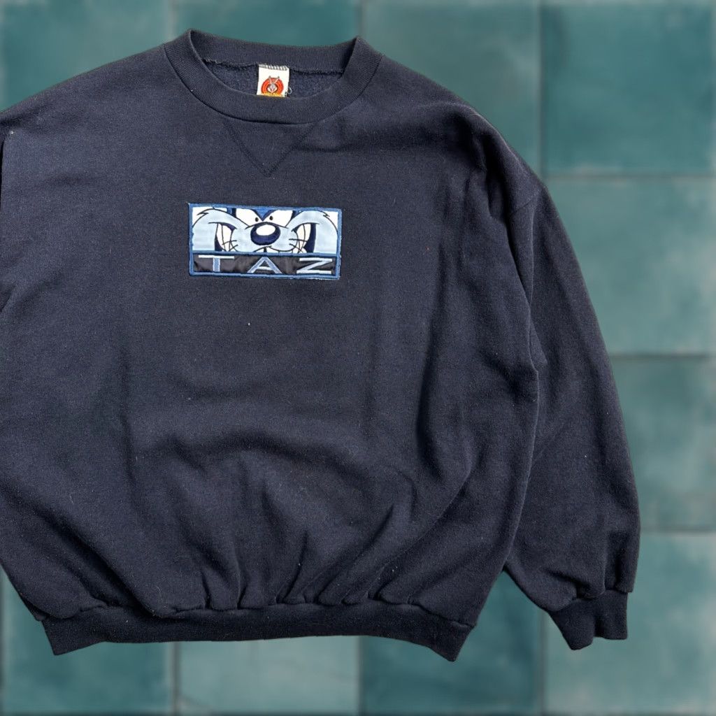 VINTAGE Looney Tunes Sweatshirt XL Navy Logo Crew Neck Men 90s College Sports Football TAZ