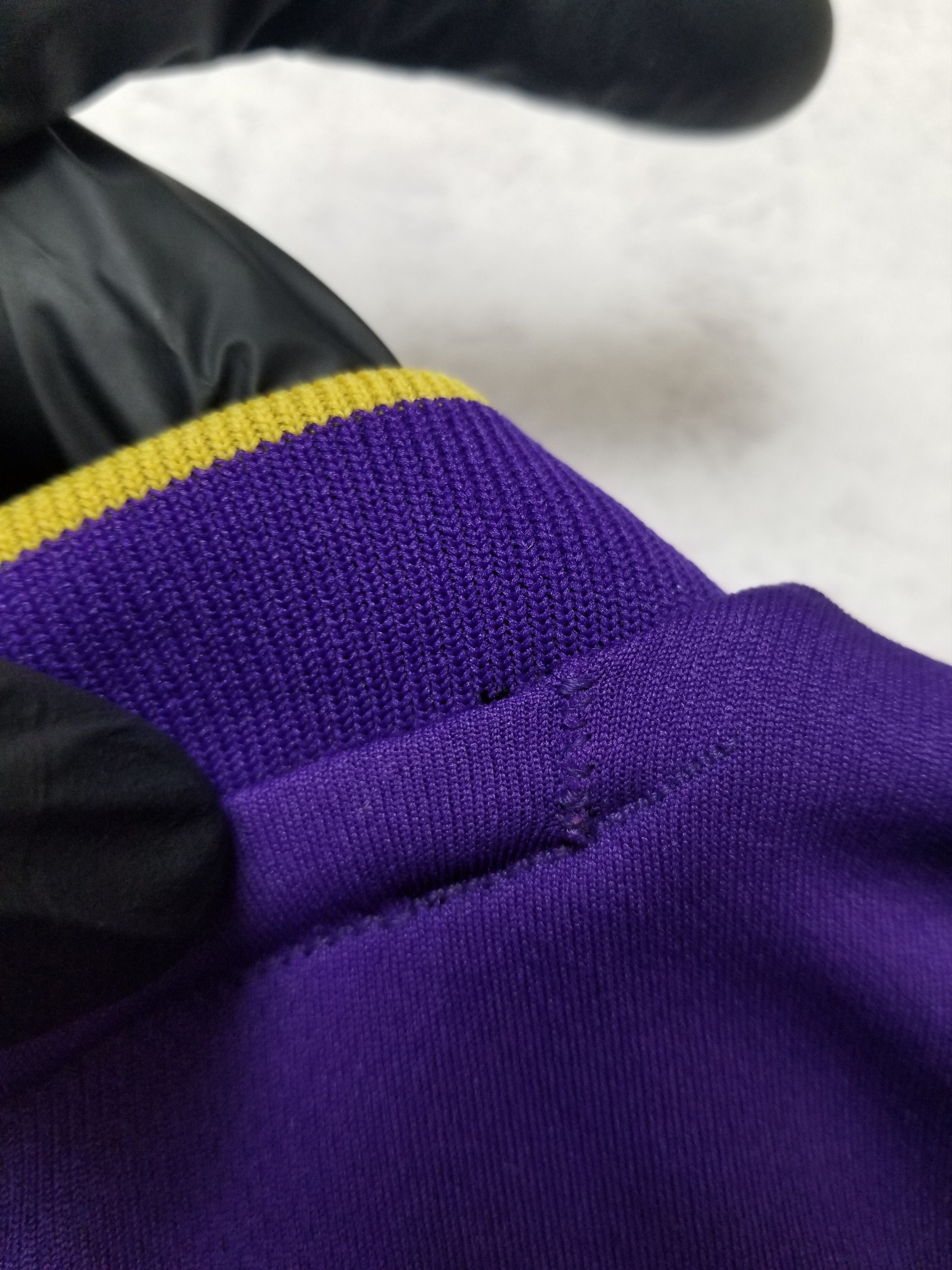 Adidas Adidas Los Angeles Lakers #24 Kobe Bryant Basketball Jersey Size US S / EU 44-46 / 1 - 7 Thumbnail