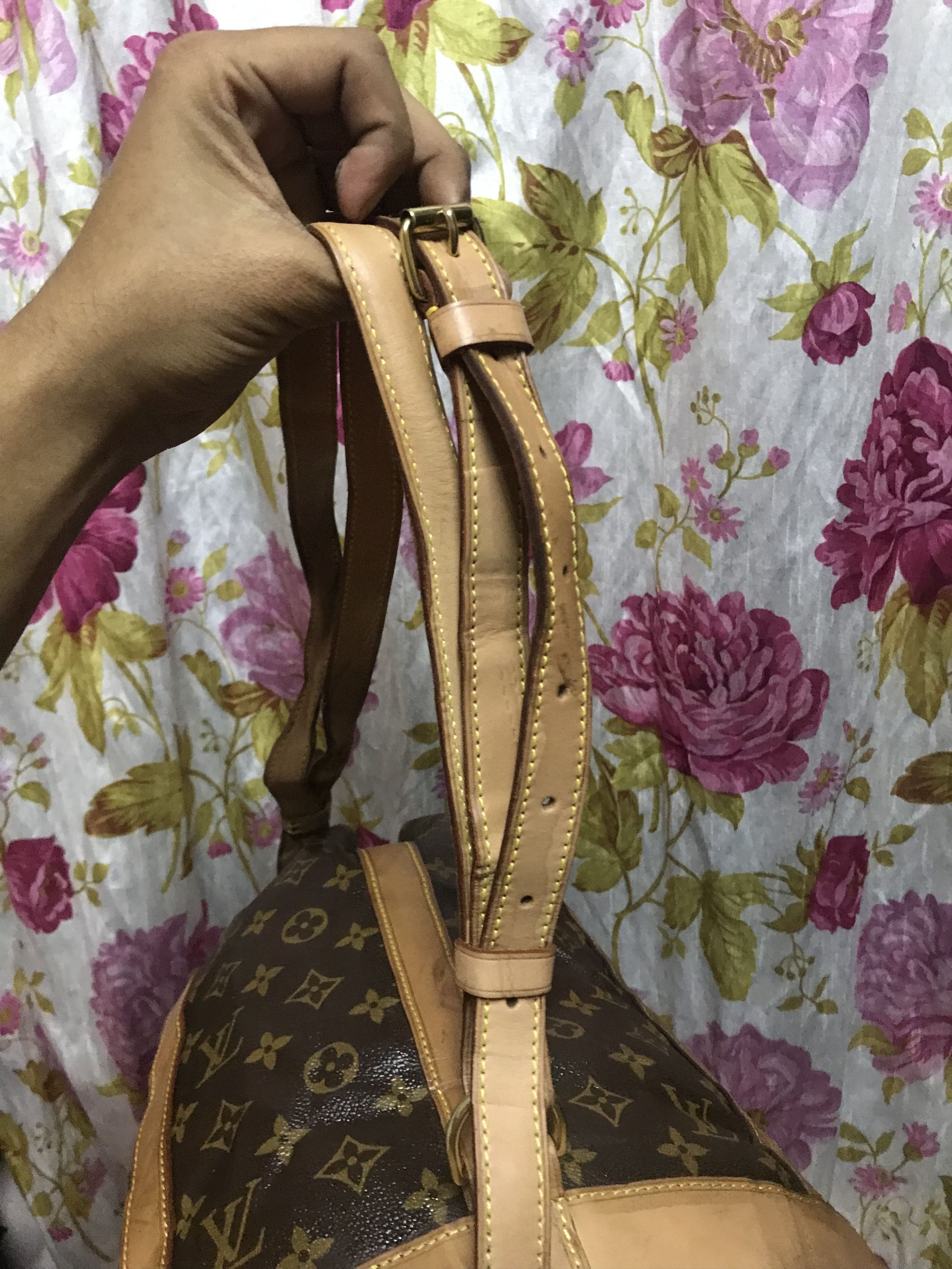 Louis Vuitton Authentic Louis Vuitton Randonnee Size ONE SIZE - 8 Thumbnail