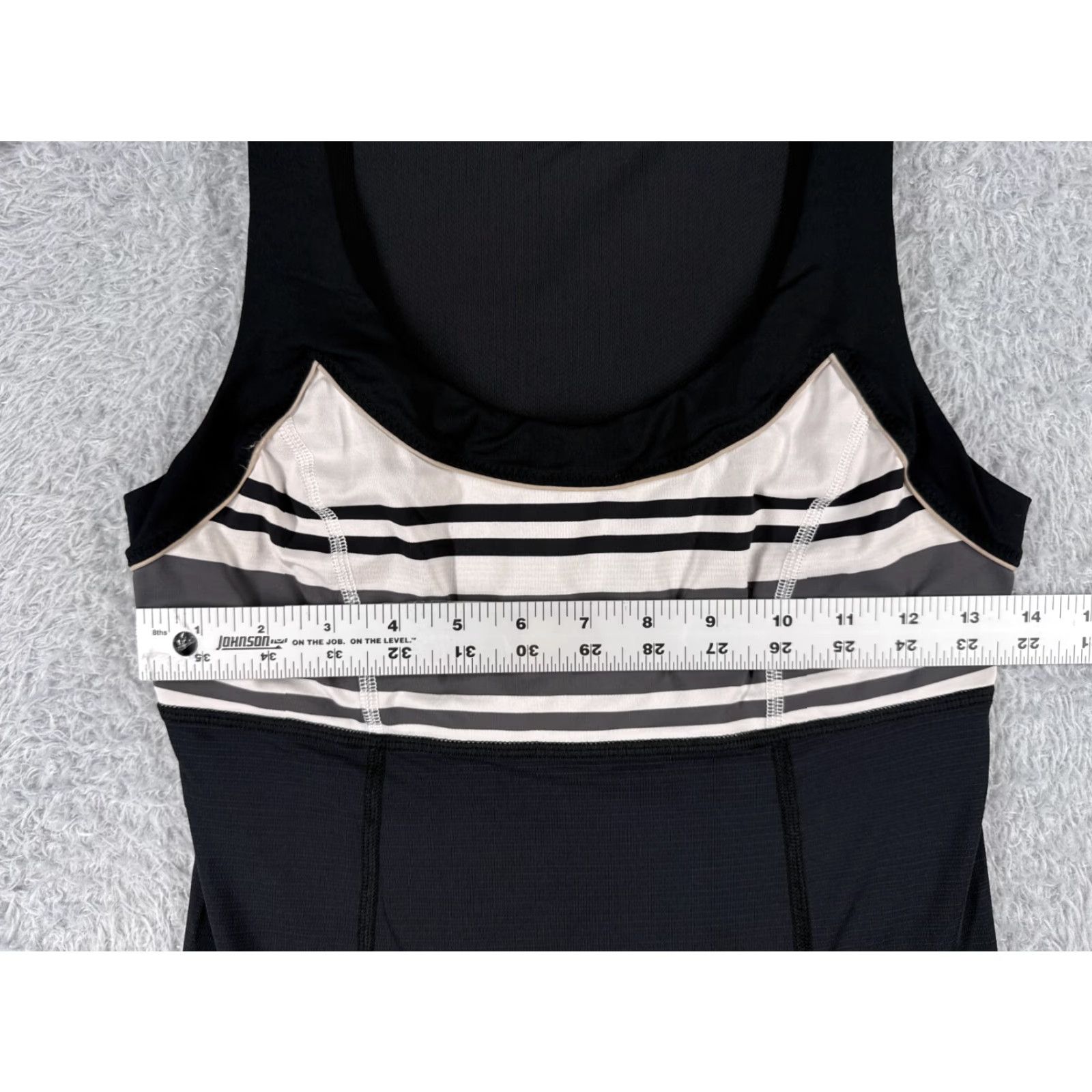 Lululemon Lululemon Shirt Women 4 Black White Run Ta Ta Topper Silverescent Running W1D10S Size S / US 4 / IT 40 - 6 Thumbnail