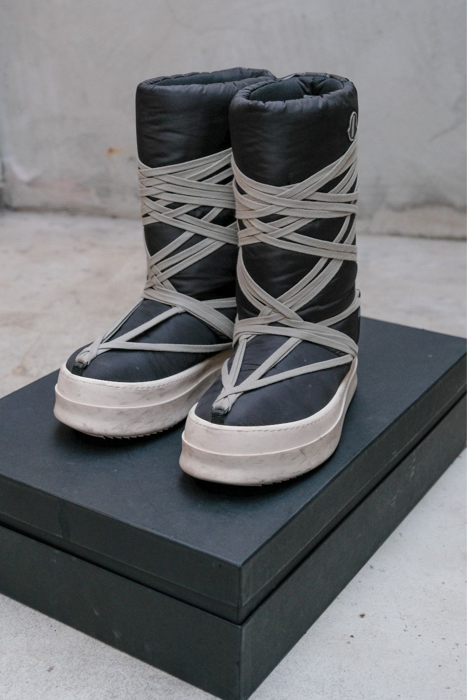 Moncler × Rick Owens RICK OWENS × MONCLER BIGROCKS PADDED BOOTS Size US 10 / EU 43 - 2 Thumbnail
