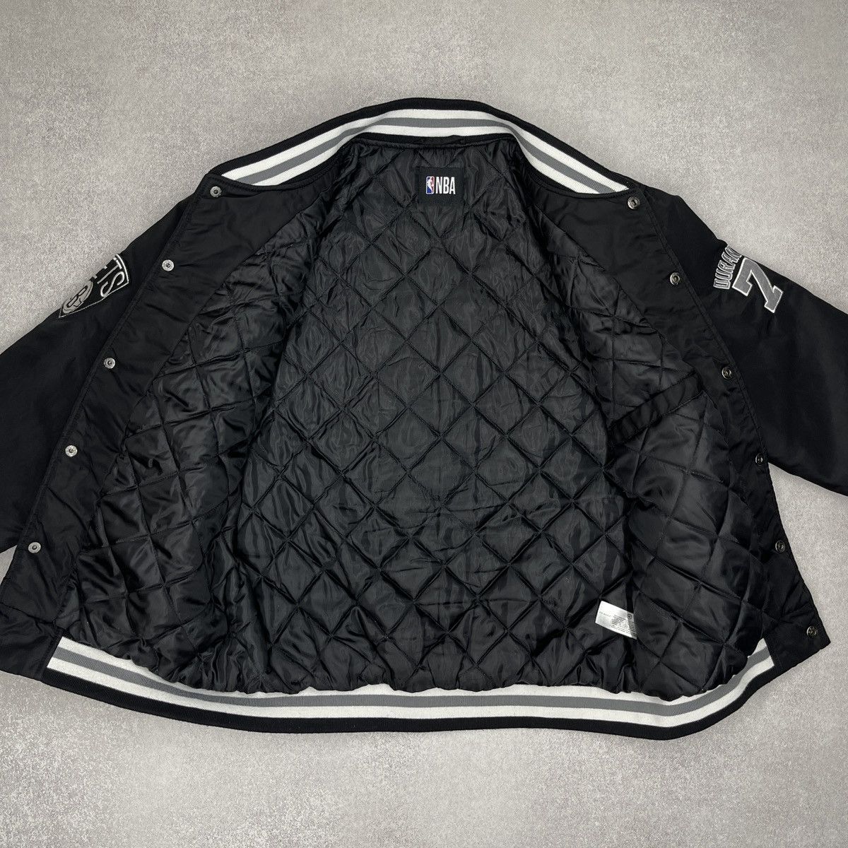 NBA Primark NBA Brooklyn Nets Durant 7 Bomber Jacket Black Size US M / EU 48-50 / 2 - 12 Thumbnail