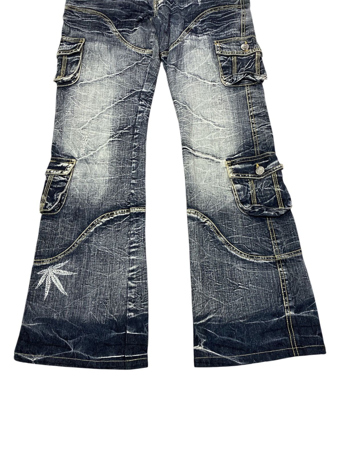 Japanese Brand Japanese brand marijuana Flare multipocket Pants Size US 32 / EU 48 - 3 Thumbnail
