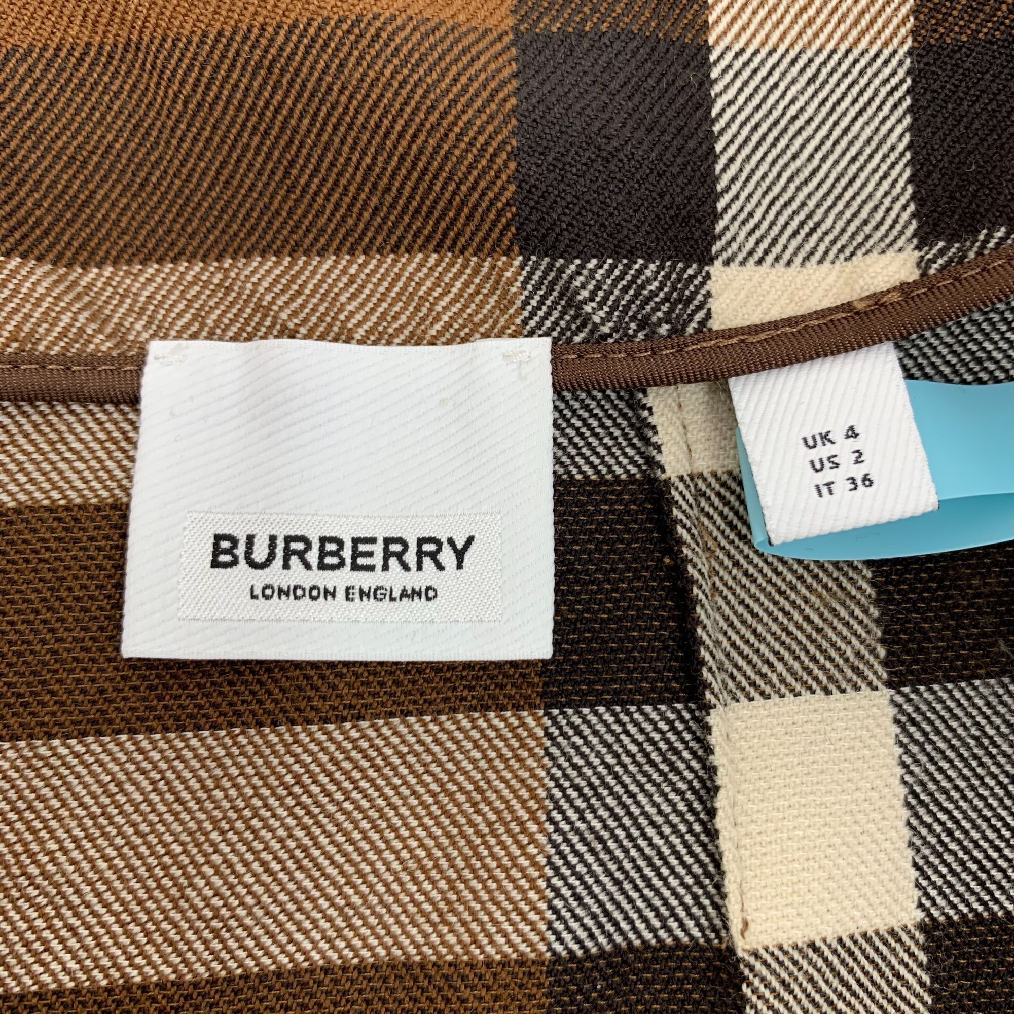Burberry BURBERRY LONDON Classic Nova Check Mini Skirt Brown Plaid Wo Size 26" / US 2 / IT 38 - 2 Thumbnail