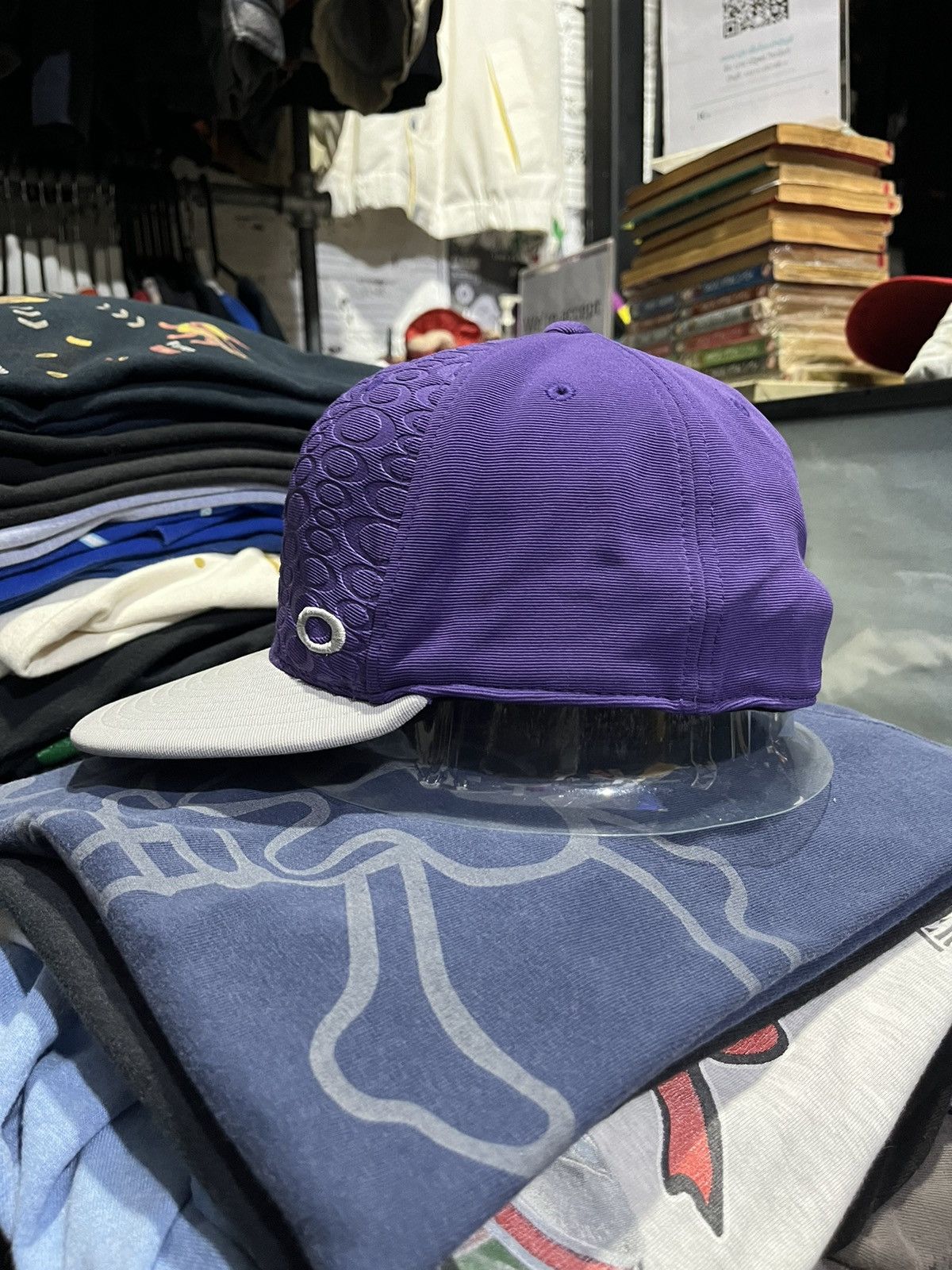 Oakley Oakley Purple Gray Size Cap Logo 00s (sample) Size ONE SIZE - 2 Thumbnail