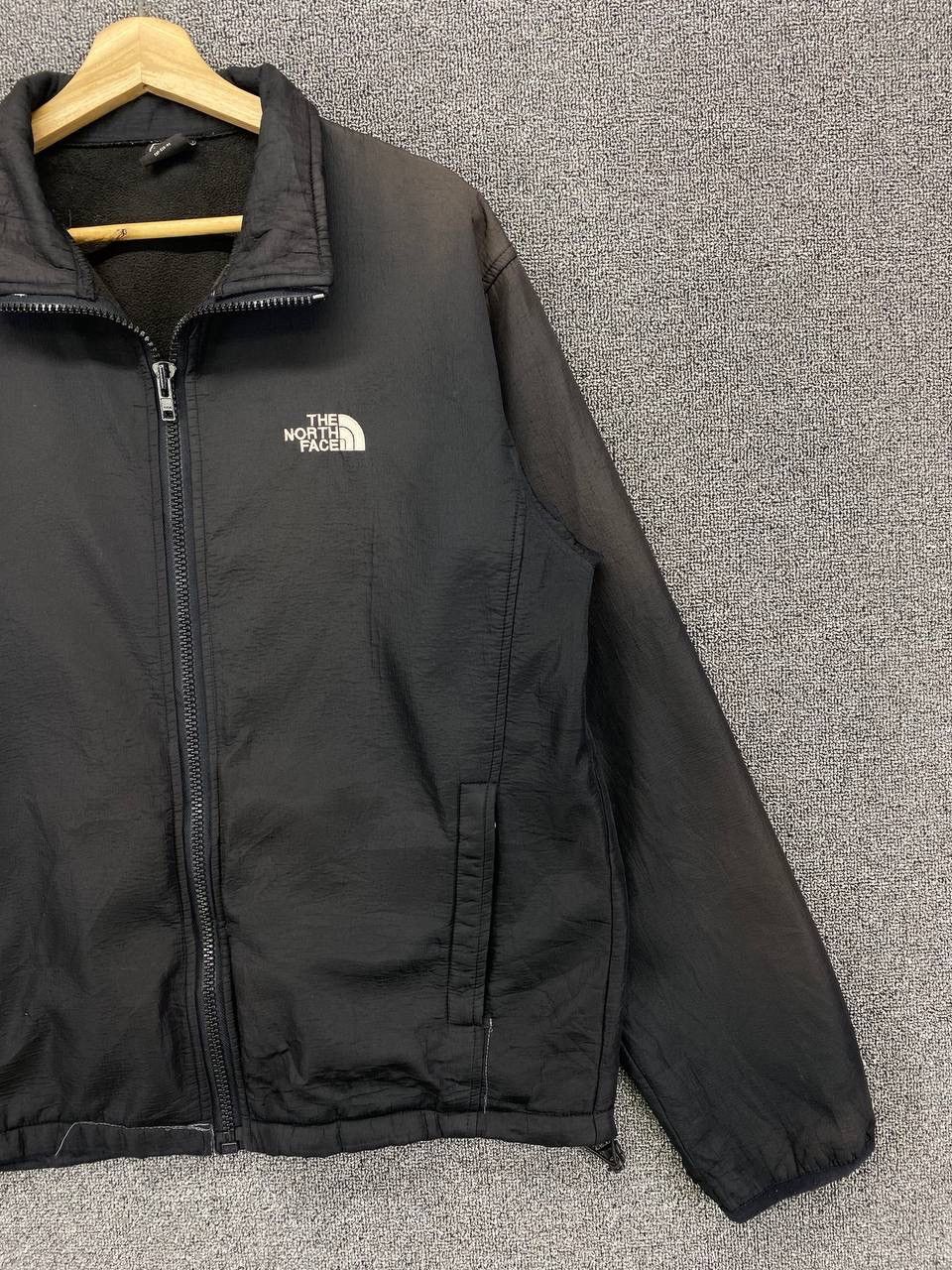 The North Face Vintage The North Face Summit Series Zip Up Jacket Size US XL / EU 56 / 4 - 4 Thumbnail