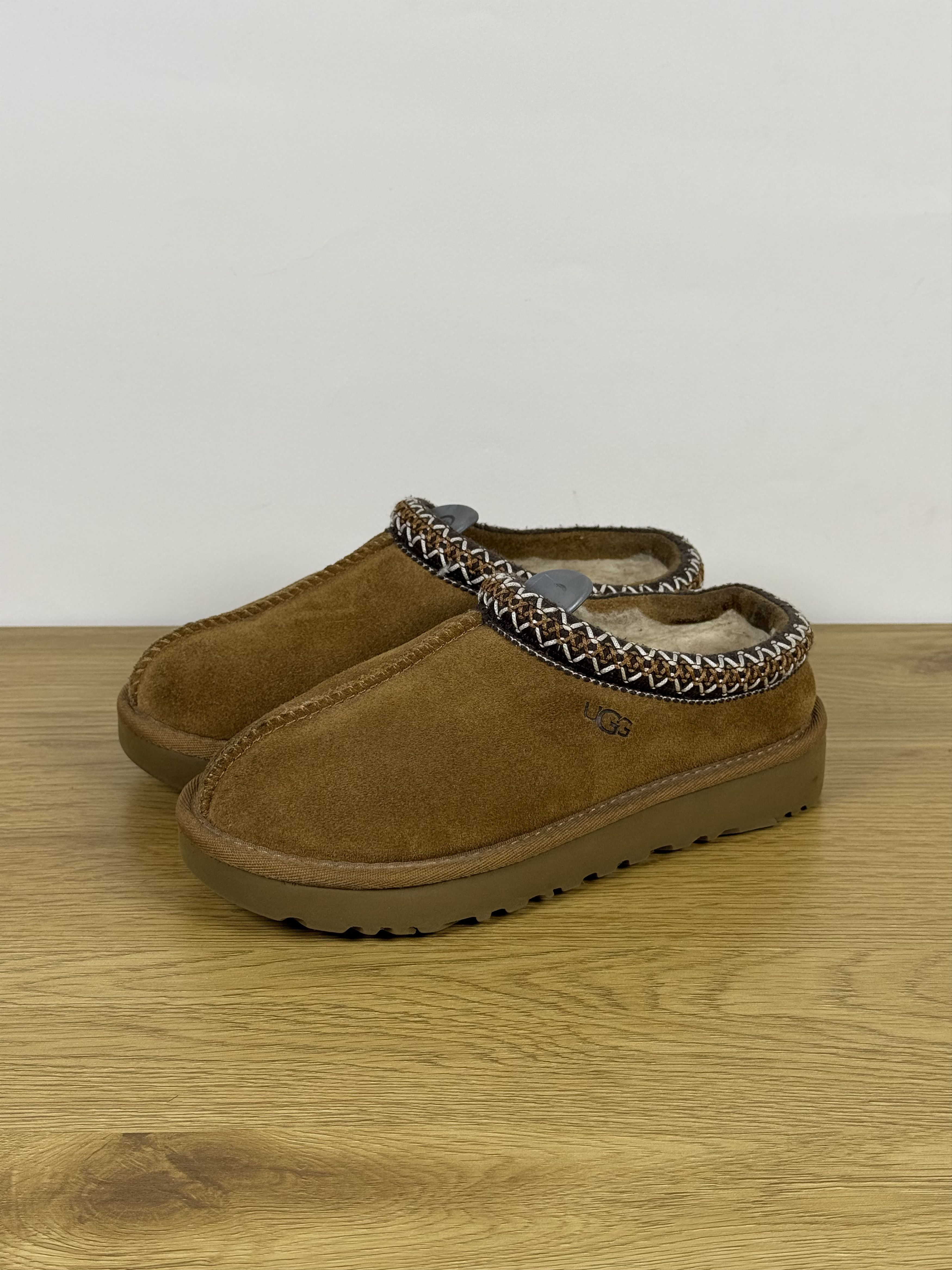 Ugg UGG Women's Tasman II Chestnut Slippers Size US 6 / IT 36 - 2 Thumbnail