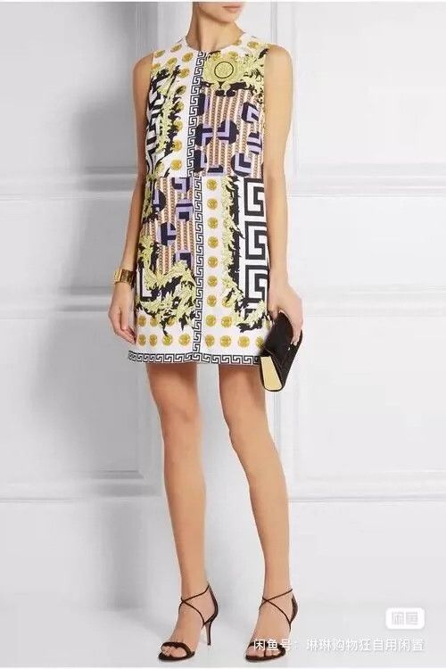 Versace Versace Classic dress Size M / US 6-8 / IT 42-44 - 3 Thumbnail