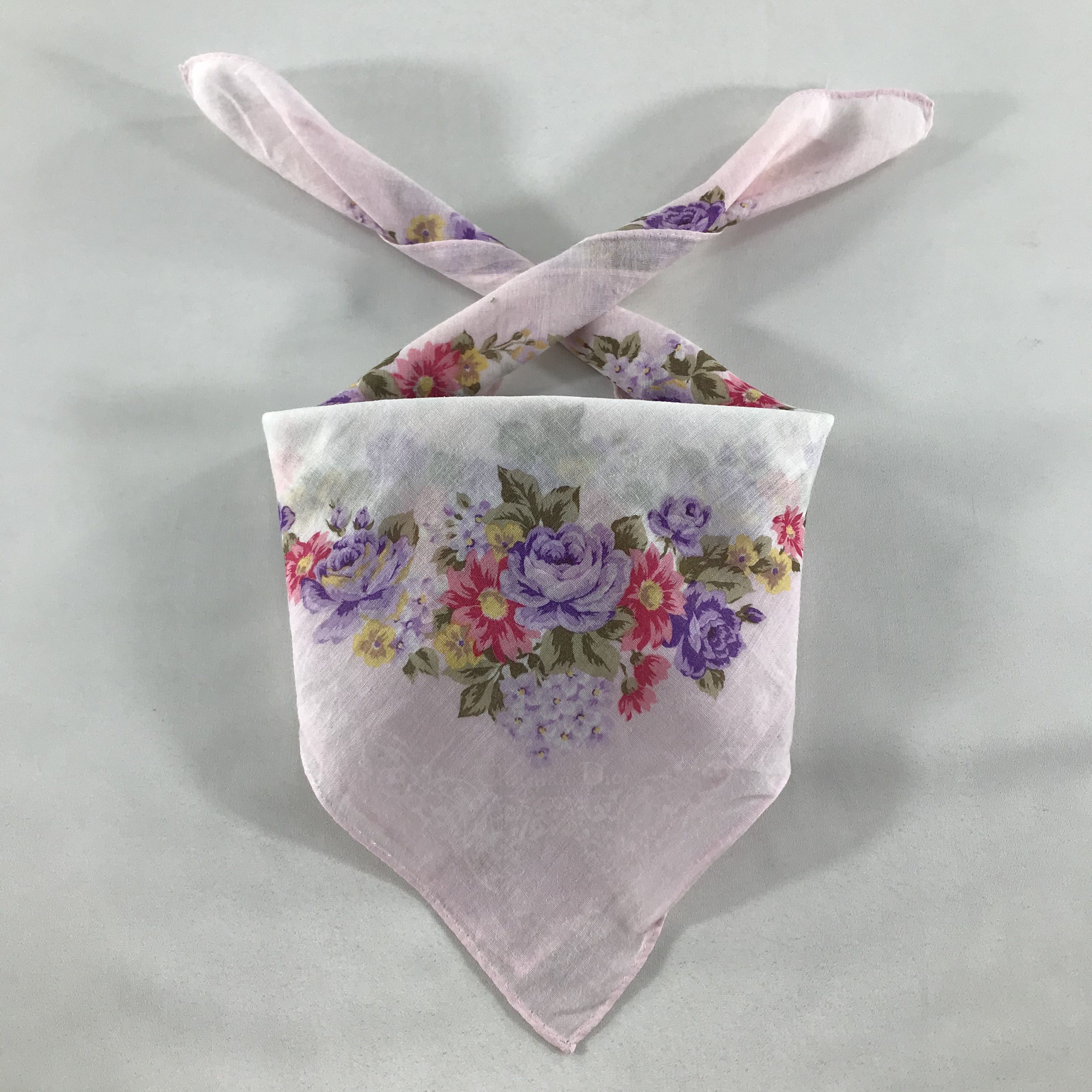 Vintage Vintage Neckerchief / Bandana / Handkerchief Size ONE SIZE - 1 Thumbnail