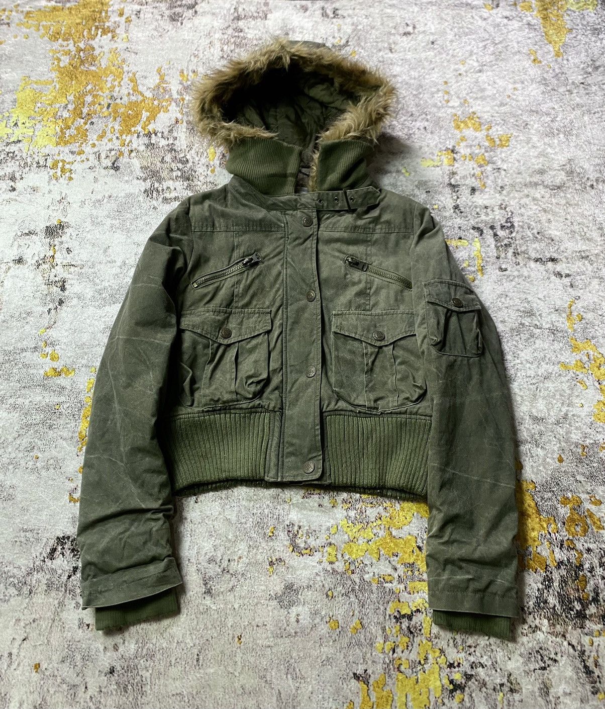If Six Was Nine Japanes Bolw Fur Jacket Ifsix Lgb Style Size US S / EU 44-46 / 1 - 1 Thumbnail