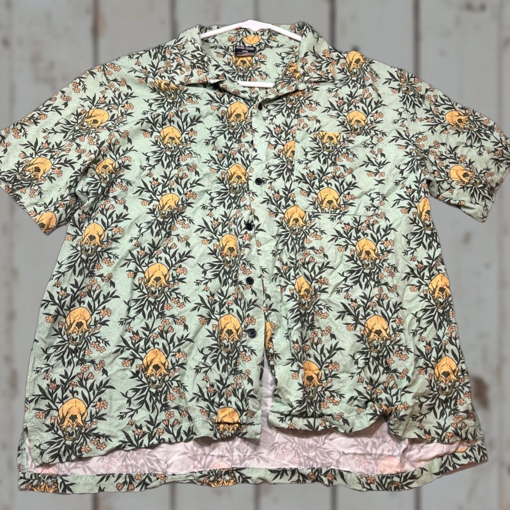 Vintage Wicked Clothes Shirt Mens L Button-Up Short Sleeve Yellow Skull Flowers Rayon Cyber Gothic Hippy Emo Earthy Party/Cocktail Size US L / EU 52-54 / 3 - 1 Thumbnail