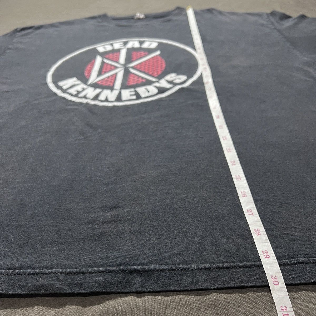 Band Tees Vintage Y2K Dead Kennedys 2XL Thrashed Faded Hardcore punk Size US XXL / EU 58 / 5 - 12 Thumbnail