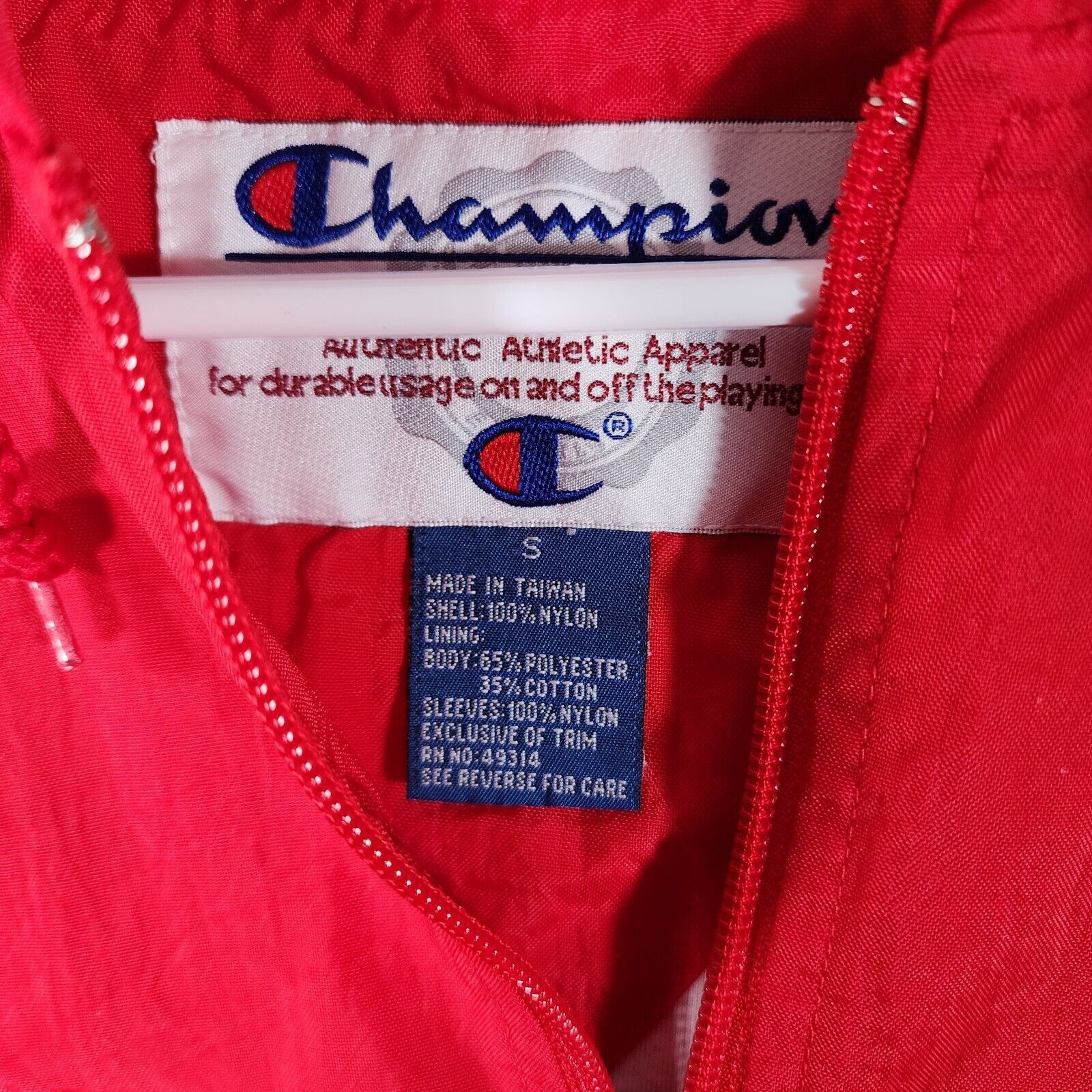 Champion VTG Champion Windbreaker Mens S Pullover Red With Black Size US S / EU 44-46 / 1 - 4 Thumbnail