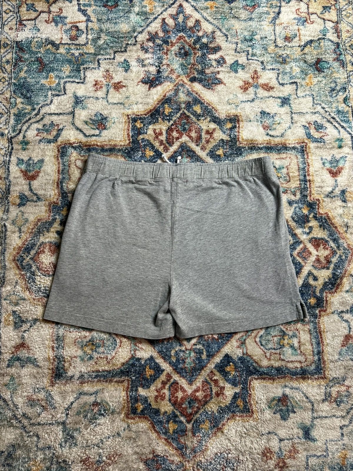 Vintage Vintage Gant Sport Grey Sweat Shorts Size 36 Size US 36 / EU 52 - 2 Thumbnail