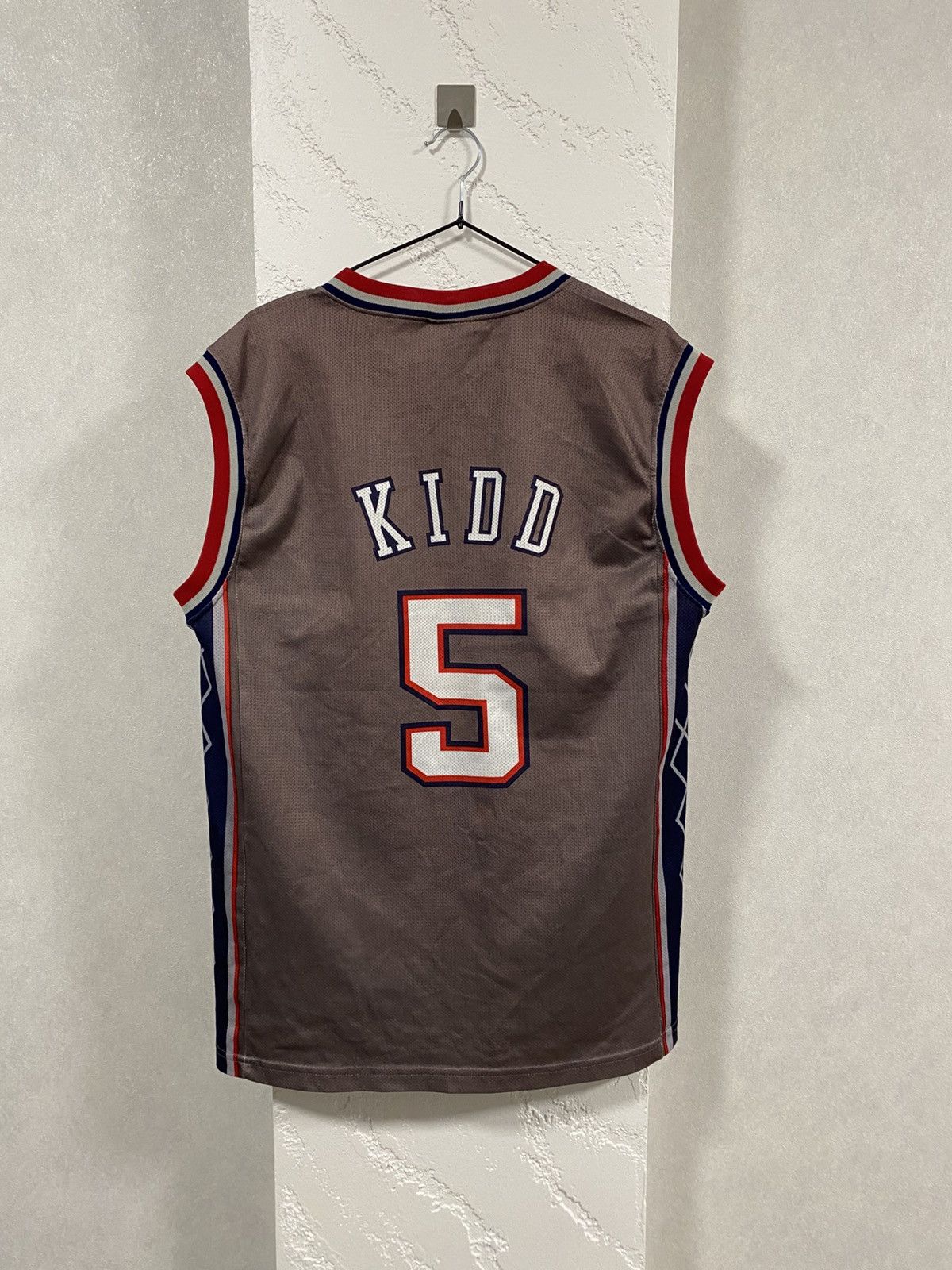 Champion × NBA × Vintage Vintage Champion New Jersey NBA 00’s Basketball Jersey Size US M / EU 48-50 / 2 - 9 Thumbnail