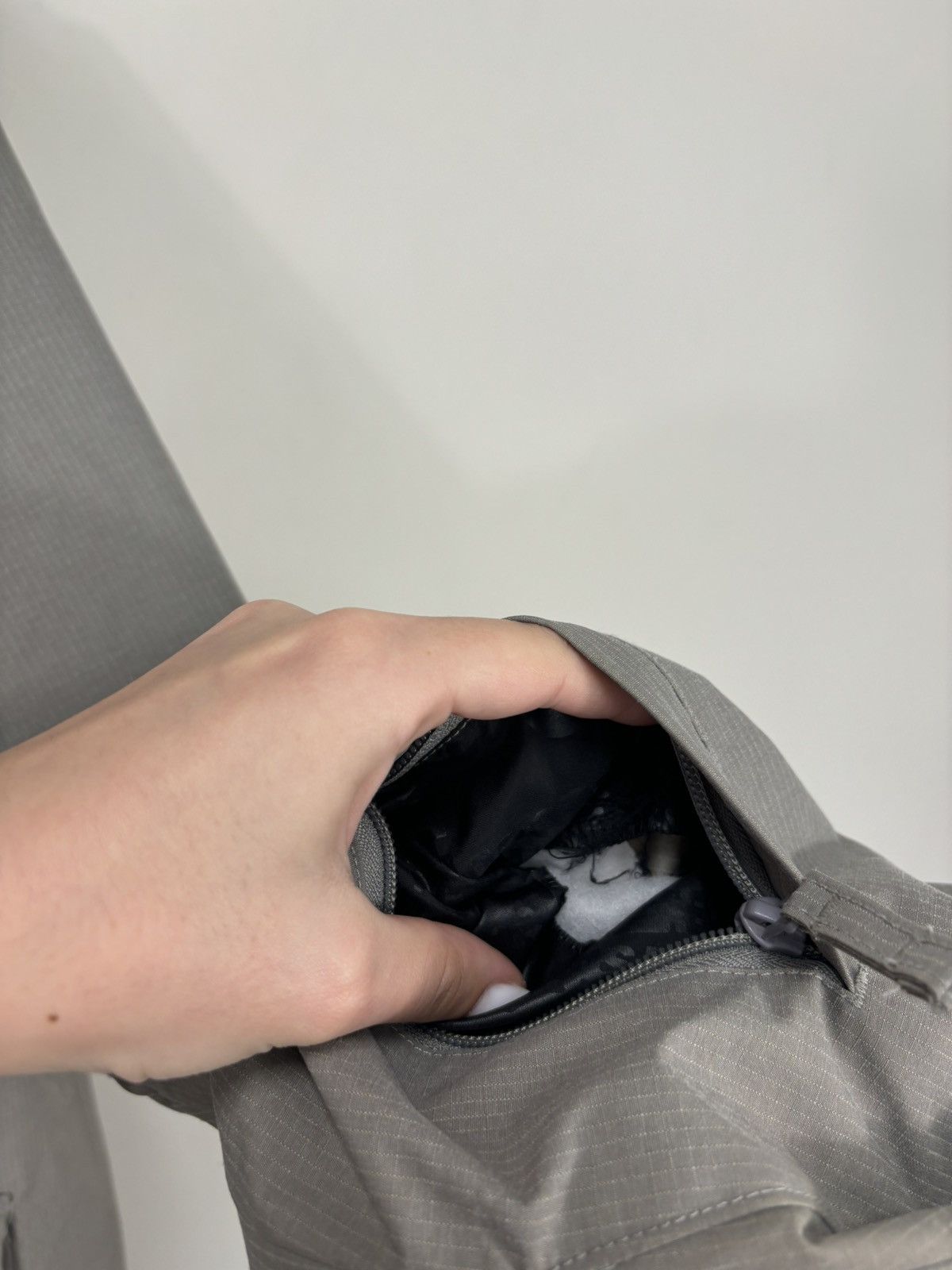 Oakley Oakley Factory Pilot Men’s Multipocket Hooded Outdoor Jacket Size US L / EU 52-54 / 3 - 10 Thumbnail
