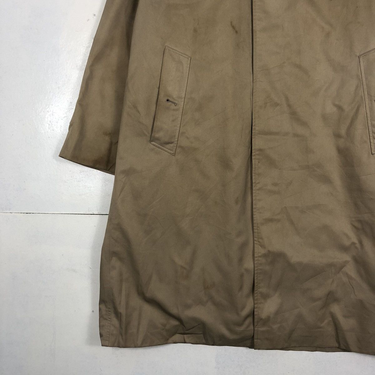 Burberry VINTAGE BURBERRYS NOVA CHECK TRENCH JACKET Size US M / EU 48-50 / 2 - 5 Thumbnail