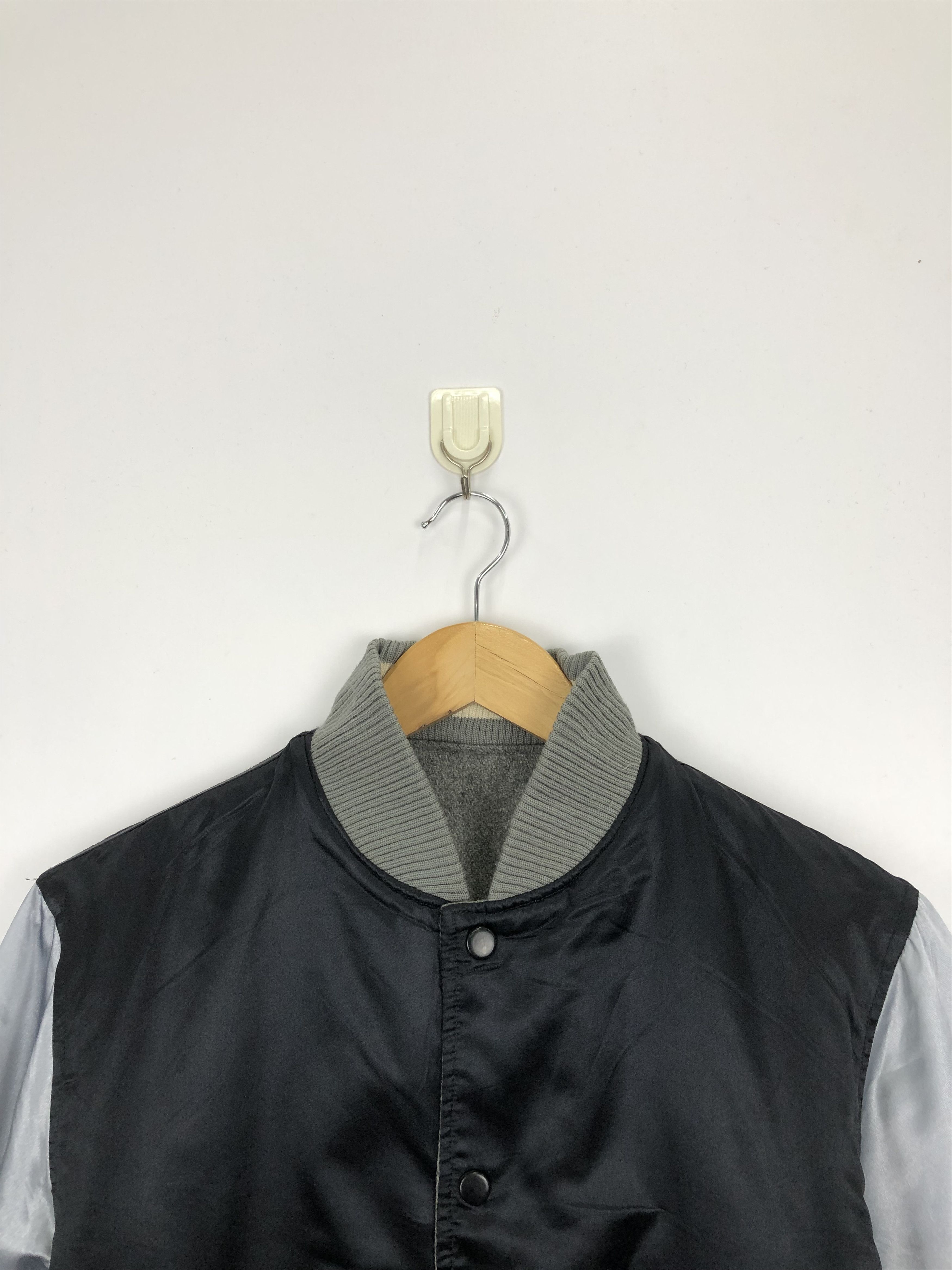 Japanese Brand Vintage Japanese Brand Reversible Wool Varsity Jacket V0345 Size US L / EU 52-54 / 3 - 9 Thumbnail