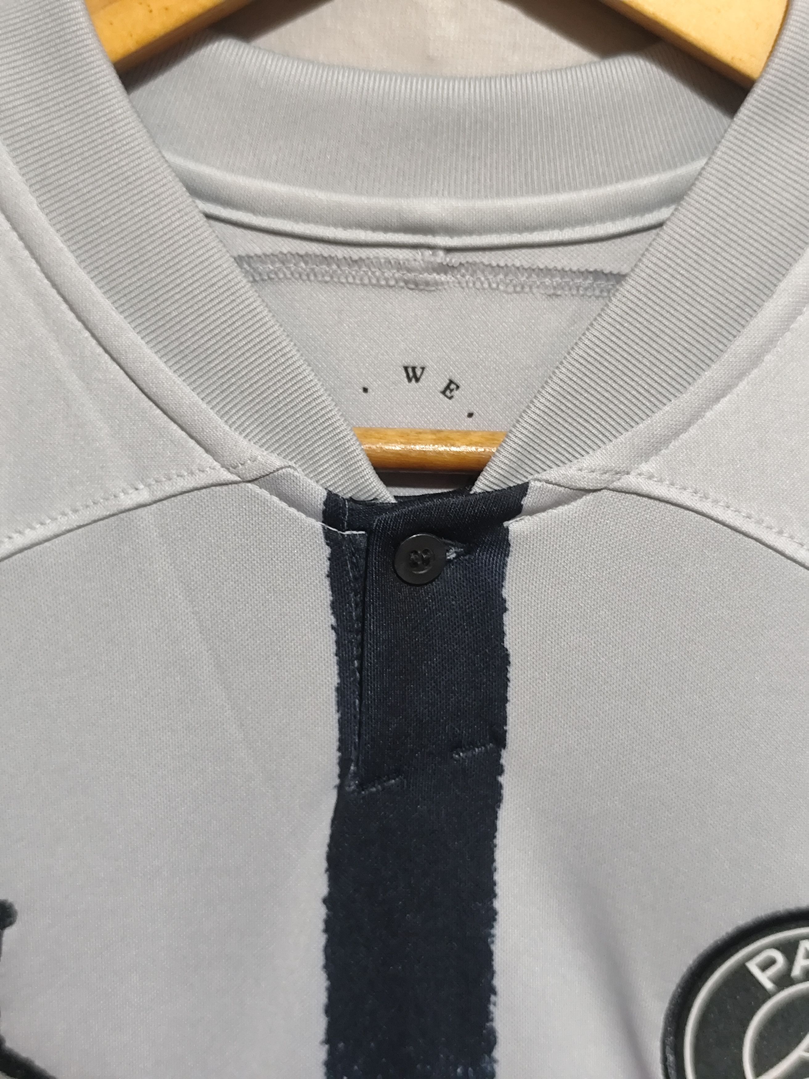 Jordan Brand × Nike Jordan x Paris Saint-Germain (PSG) 2022/23 #30 Messi Jersey Size US M / EU 48-50 / 2 - 12 Thumbnail