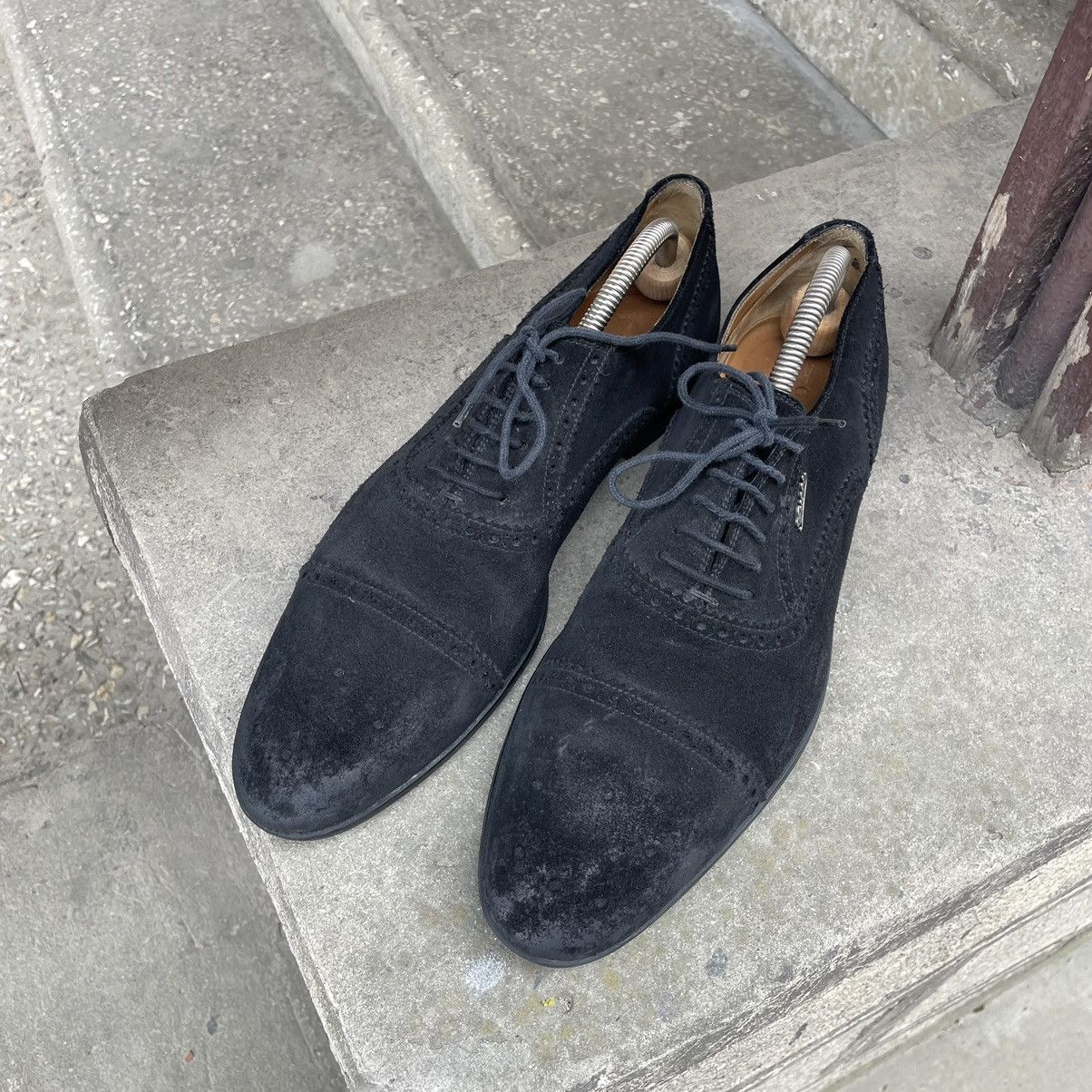 Gucci GUCCI Oxford Brogues Metal Logo Black Suede Size US 9 / EU 42 - 5 Thumbnail