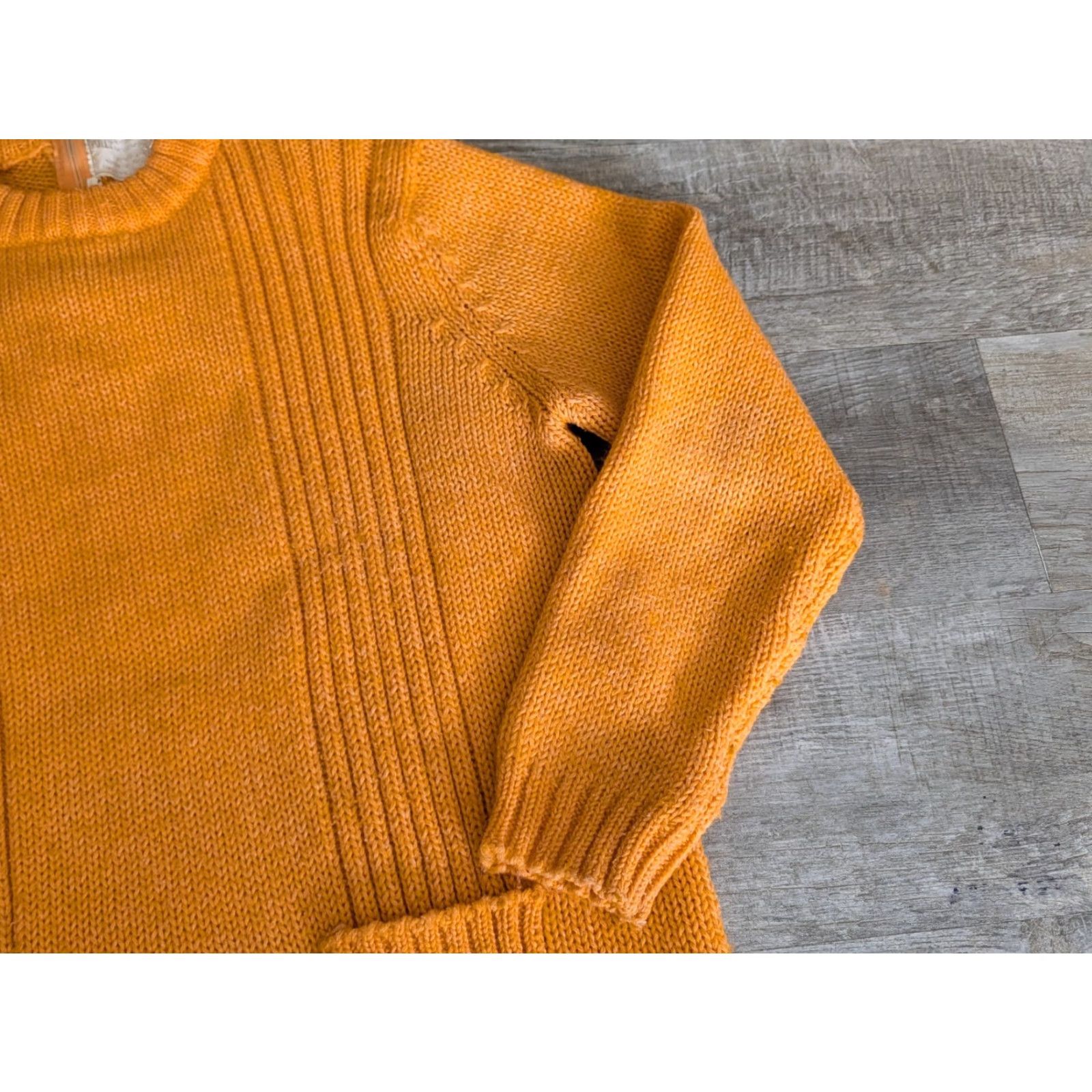 Vintage VINTAGE Cardigan Sweater Wool Blend Women L Front Pockets Hand Loomed Orange 90s 80s Classic Womens Holiday Knit Sweater with Zipper Back Pocket(s) Size L / US 10 / IT 46 - 3 Thumbnail
