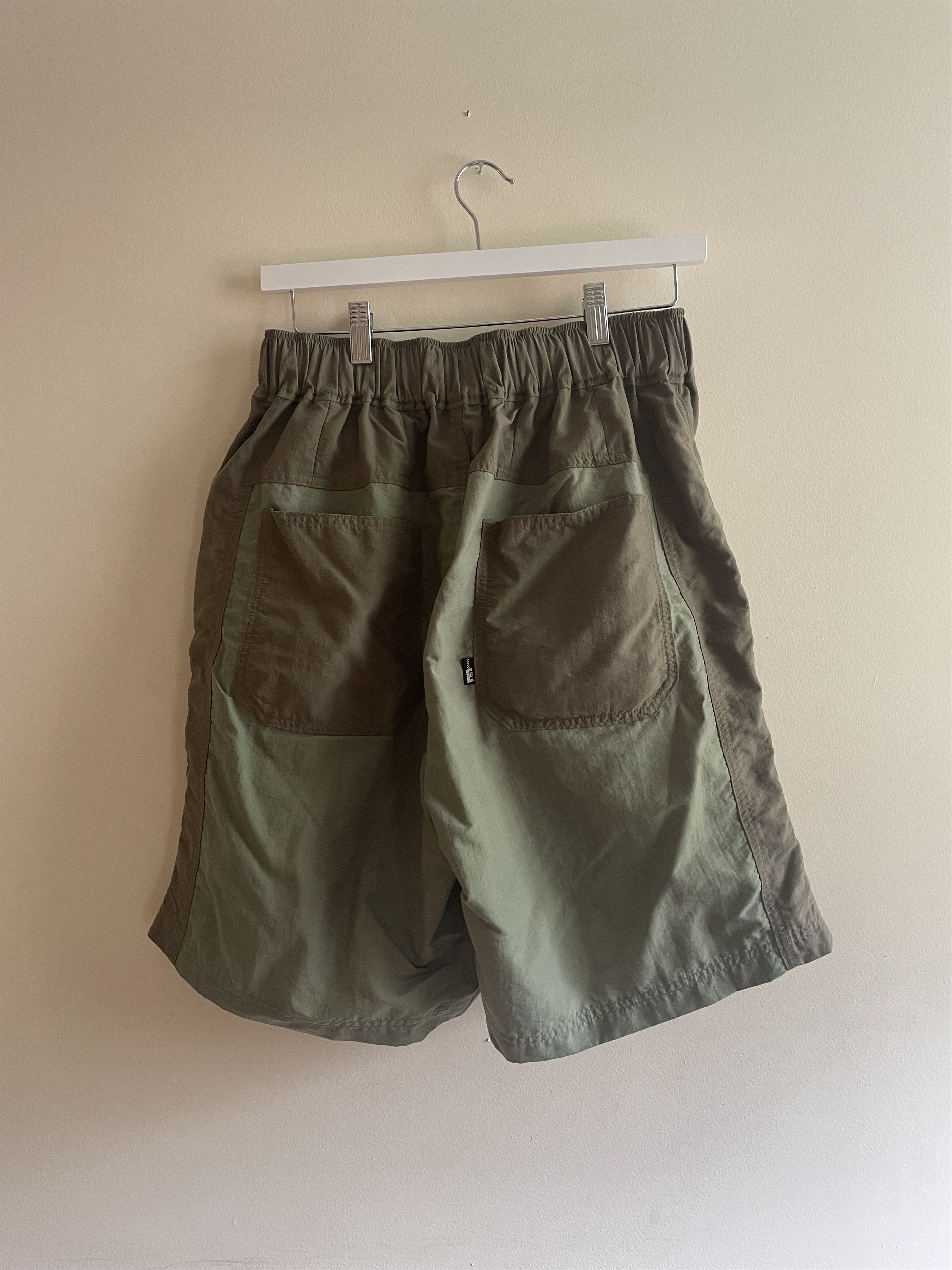 Cav Empt Cav Empt FRN Nylon Shorts Large Size US 34 / EU 50 - 4 Thumbnail