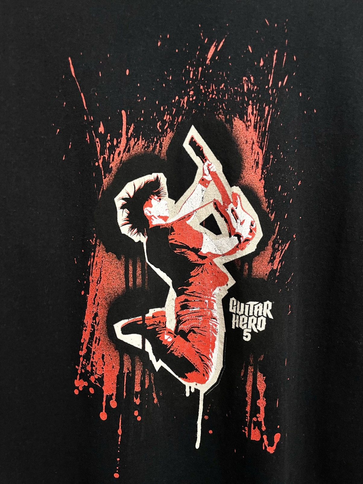 Vintage Vintage 00s Guitar Hero 5 Video Game Promo T-Shirt Size L Size US L / EU 52-54 / 3 - 4 Thumbnail