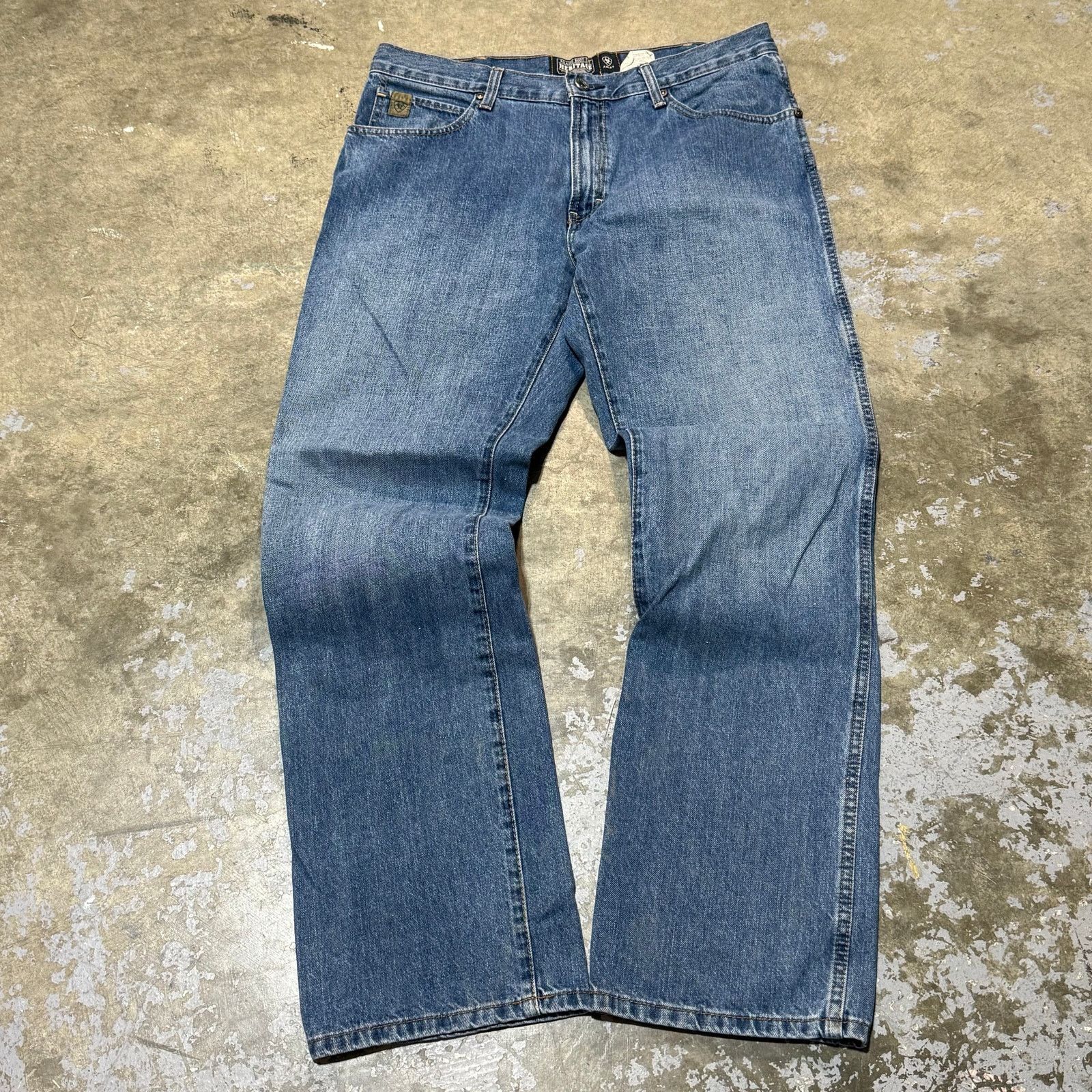 Ariat Ariat Relaxed Bootcut Heritage Jeans 34x34 Size US 34 / EU 50 - 1 Thumbnail