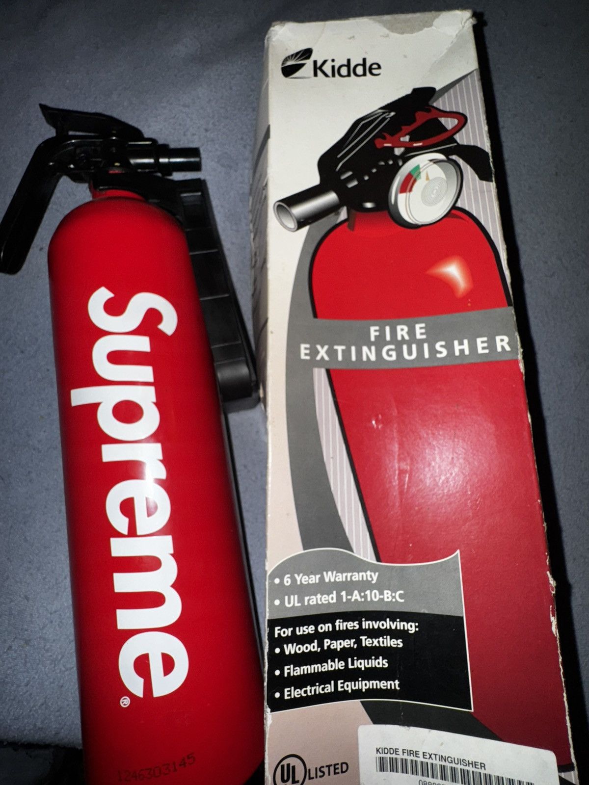 Supreme Supreme/Kiddie Fire Hydrant Size ONE SIZE - 2 Thumbnail