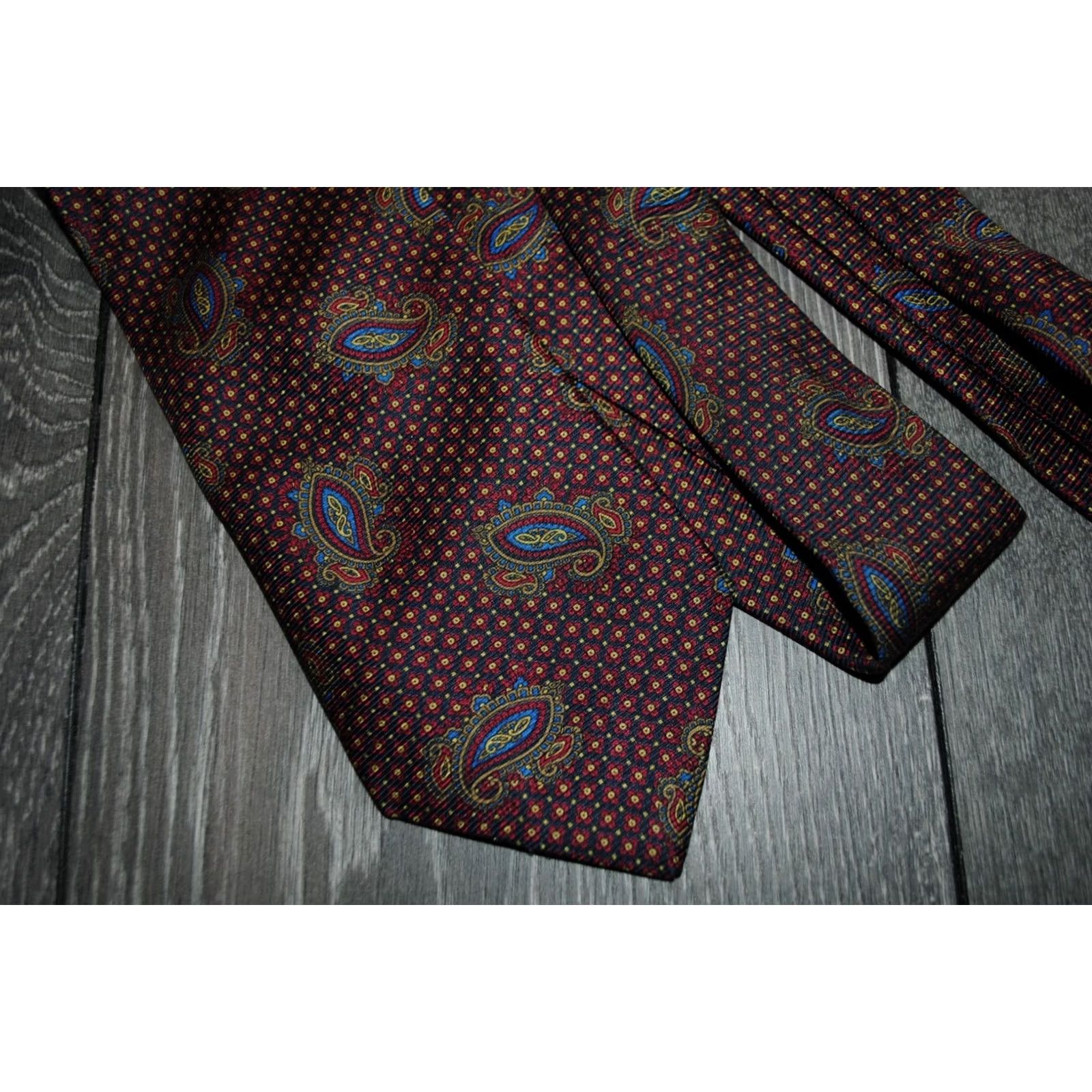 Lanvin Lanvin Paris Beautiful Paisley Design Silk Necktie Men Luxury Mint Condition Tie Size ONE SIZE - 3 Thumbnail