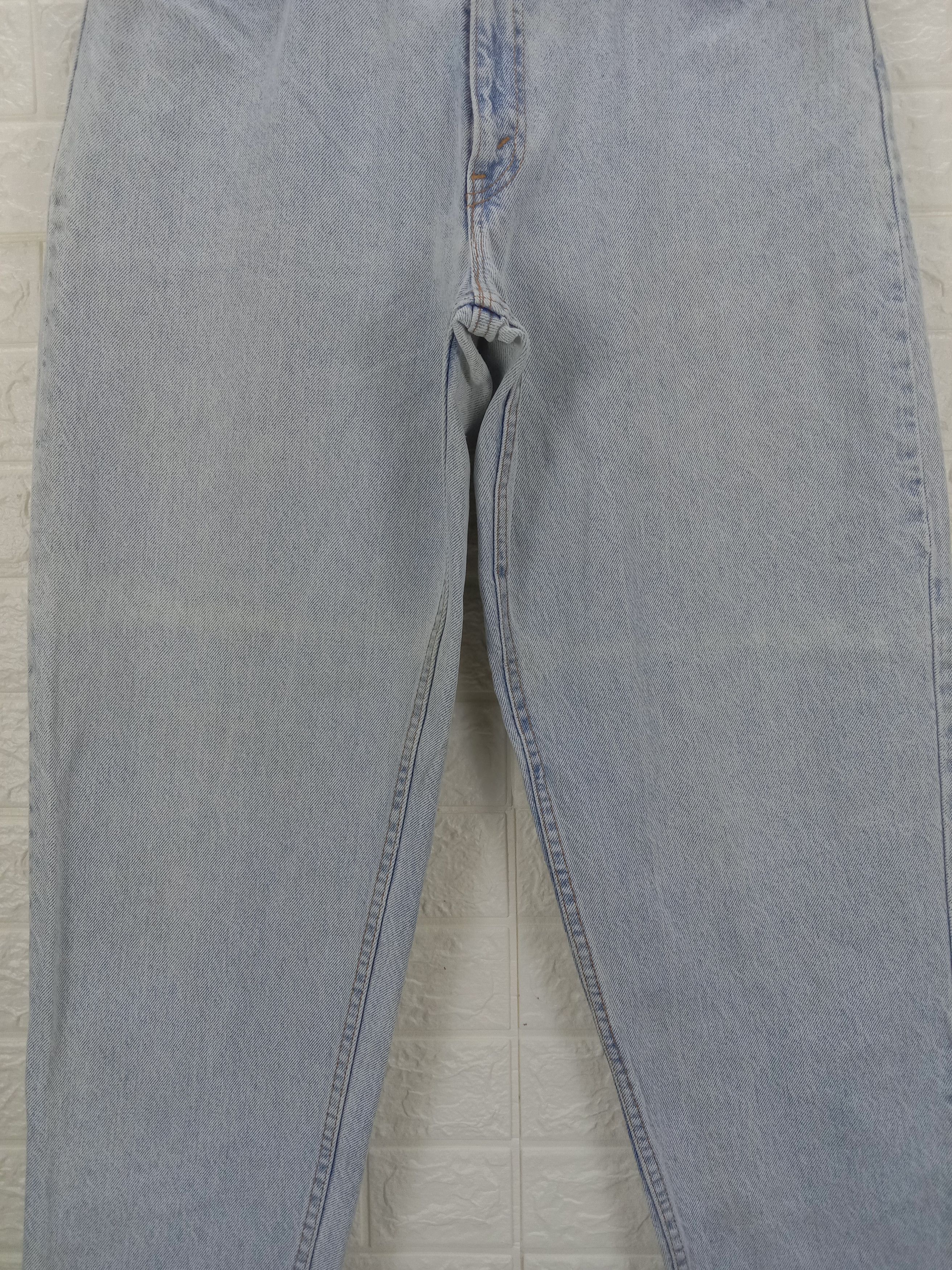 Levi's Vintage 90s Levi's 560 Orange Tab Jeans Light Wash Denim Size US 33 - 3 Thumbnail