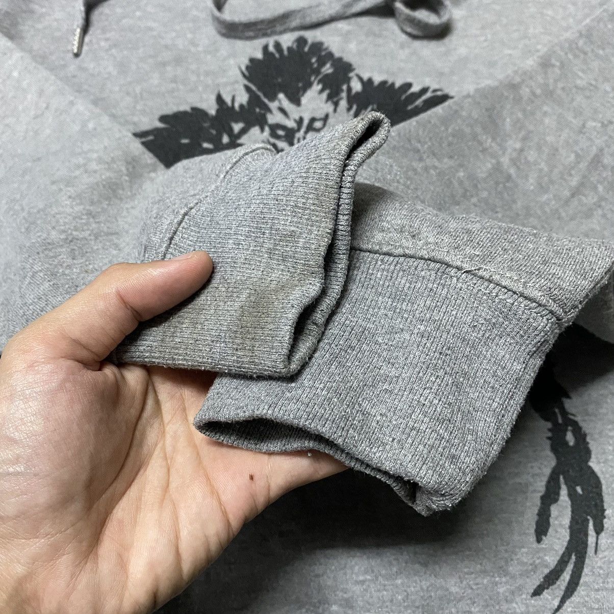 Anime VINTAGE DEATH NOTE RYUK SHINIGAMI ANIME HOODIE Size US M / EU 48-50 / 2 - 11 Thumbnail