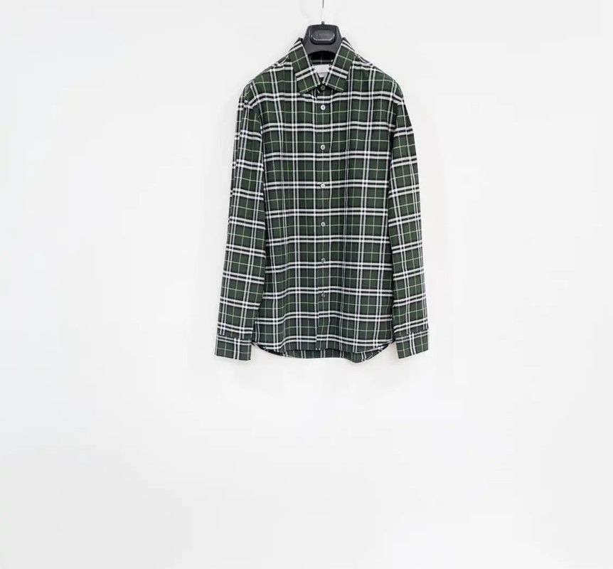 Burberry Burberry Color-Blocked Cotton Men's Shirt Size US XL / EU 56 / 4 - 1 Thumbnail