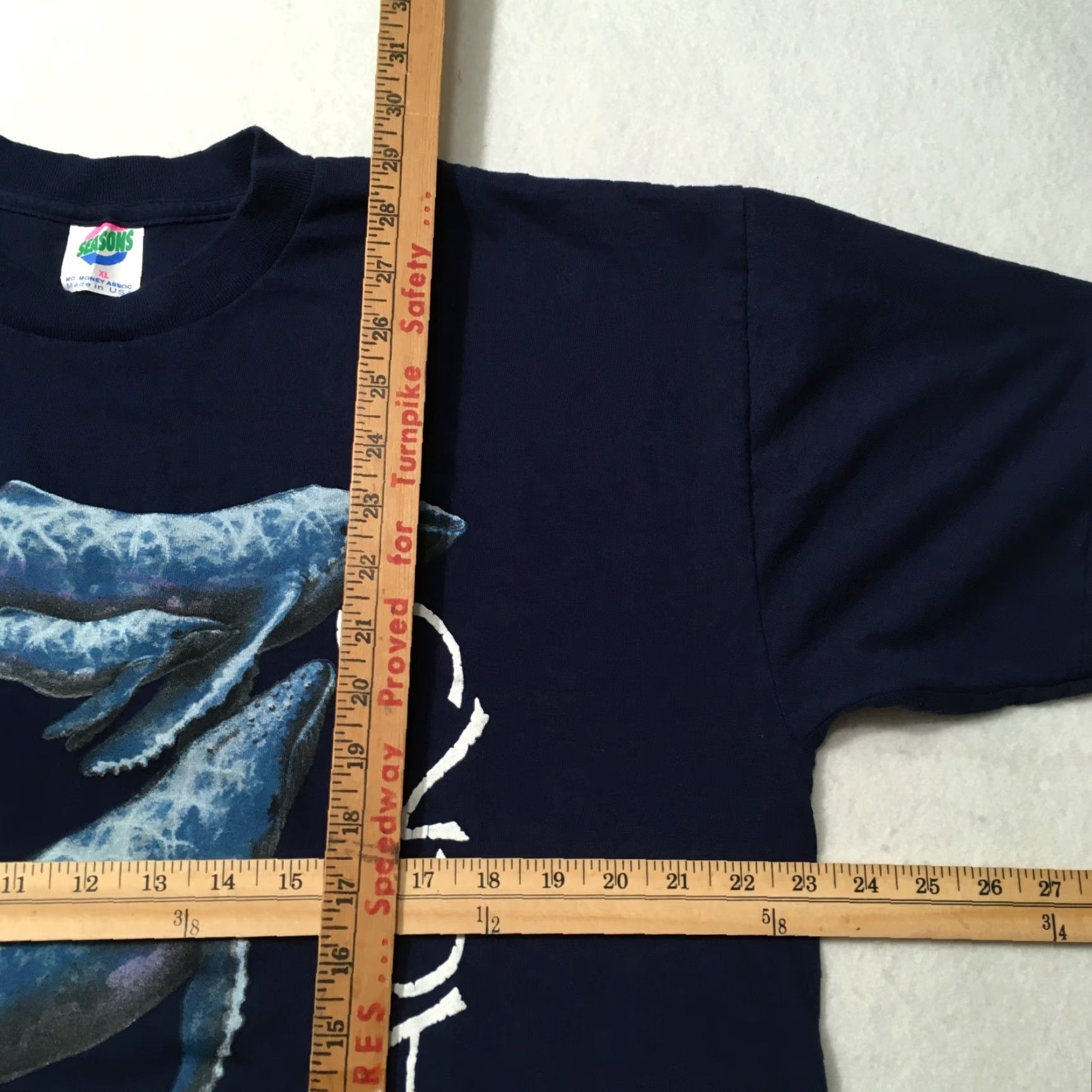 Vintage VINTAGE SEASONS Shirt XL Blue 1990s 90s Art Humpback Whales Underwater Cotton Mens T-Shirt Size XL Size US XL / EU 56 / 4 - 4 Thumbnail