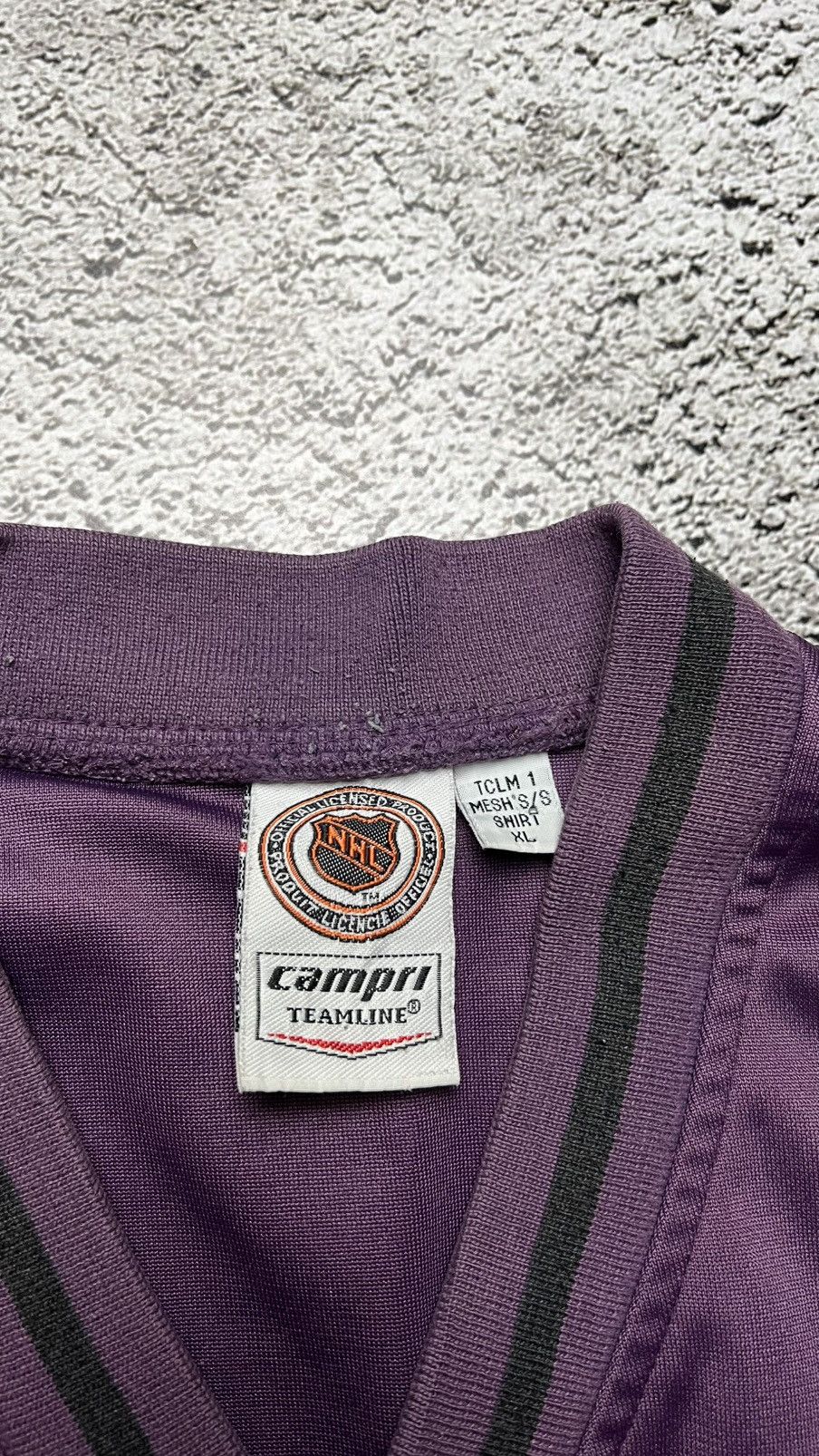 Other VTG 90’s Anaheim mighty ducks NHL jump around jersey campri Size US XL / EU 56 / 4 - 10 Thumbnail