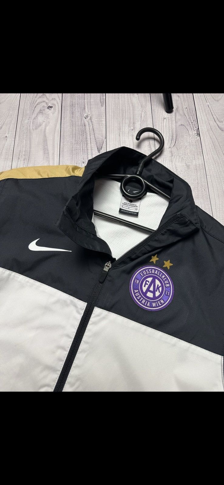 Nike × Vintage Vintage Nike Austria Wein soccer jacket size S logo Size US S / EU 44-46 / 1 - 3 Thumbnail