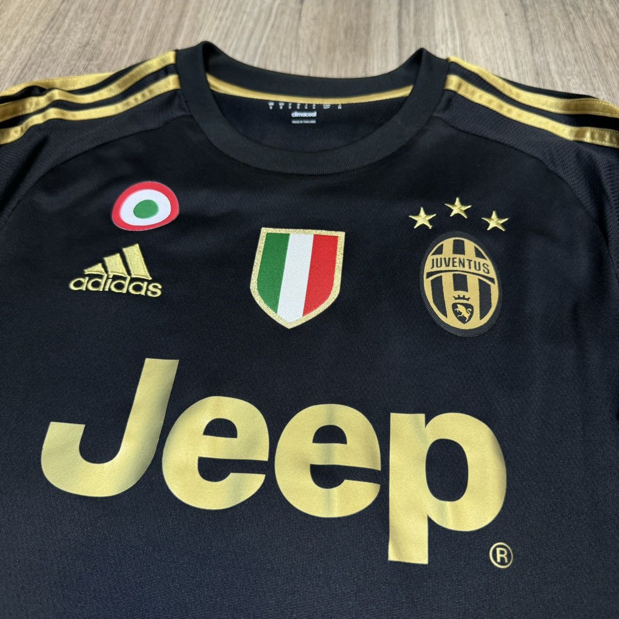 Adidas Juventus 15/16 C/L away shirt #21 Dybala Size US S / EU 44-46 / 1 - 3 Thumbnail