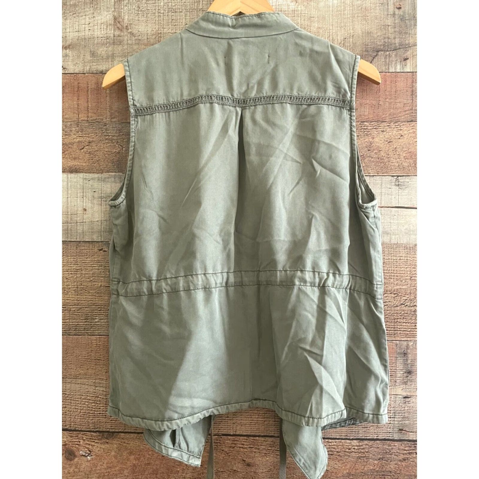 Vintage **Max Jeans Vetiver Olive Green Military Style Vest Sz M** User: Max Jeans Vetiver Olive Green Tencel Drape Military Style Vest Sz M Size 32" / US 10 / IT 46 - 2 Thumbnail